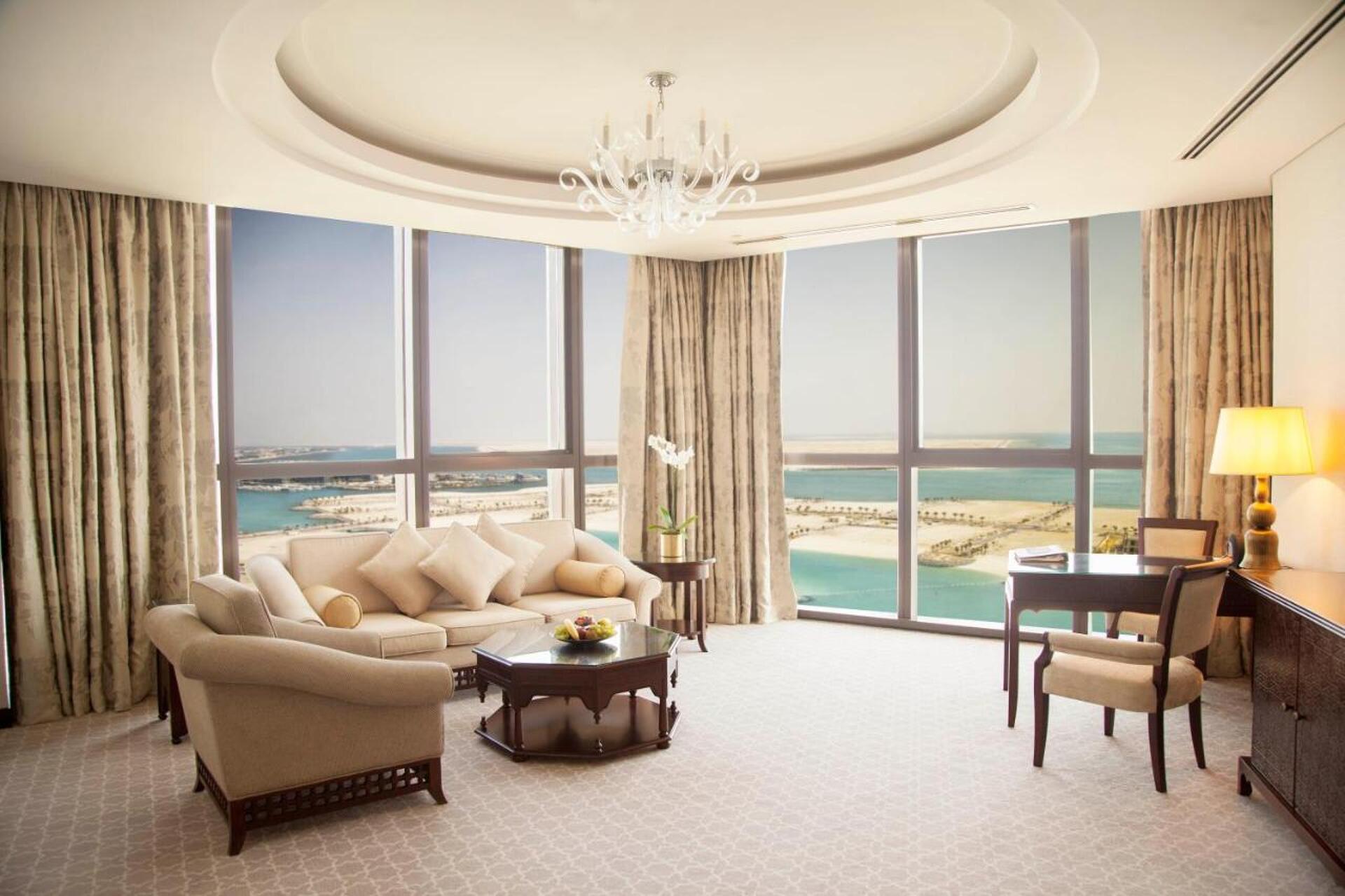 Bab Al Qasr 39