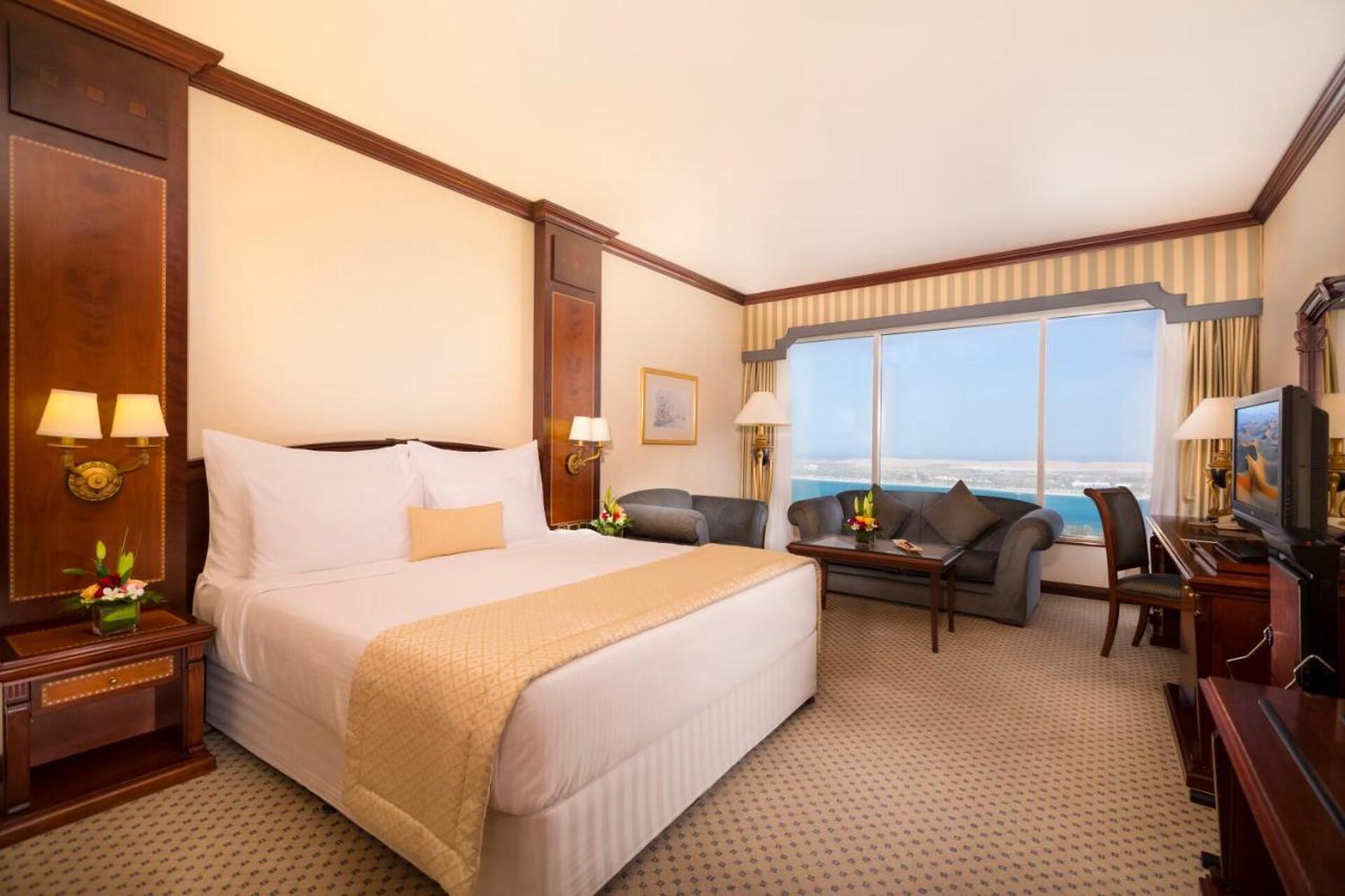 Corniche Hotel Abu Dhabi 17