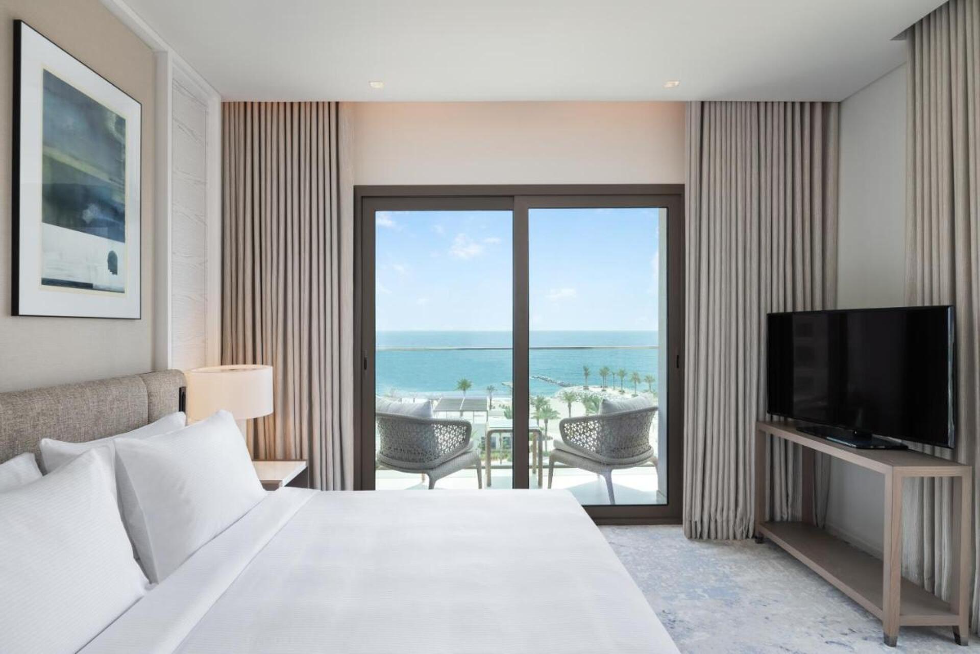 Address Beach Resort Fujairah 3