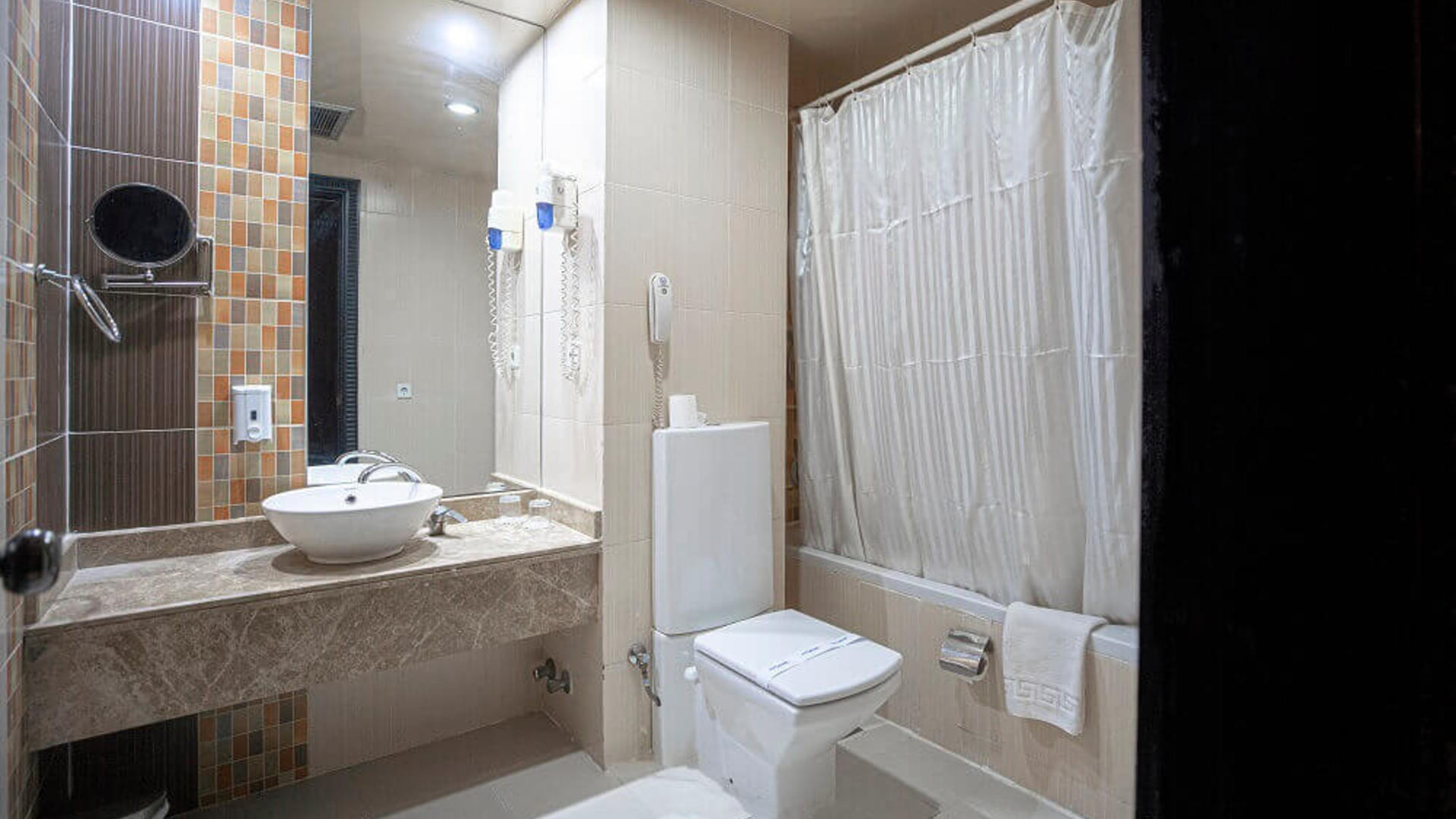 Elysees Hotel 21