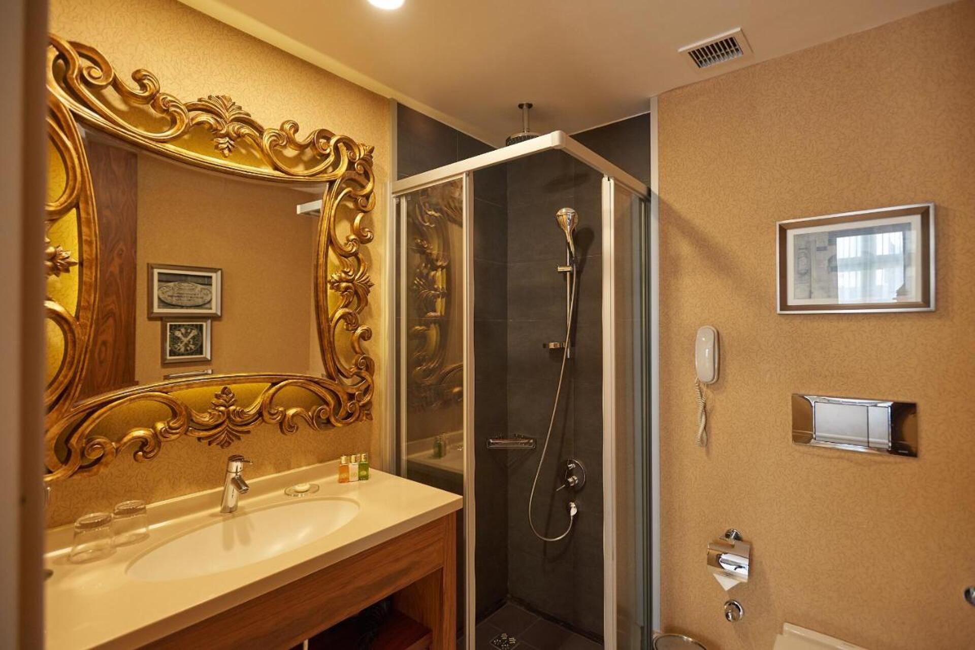 Akka Suites Taksim 3