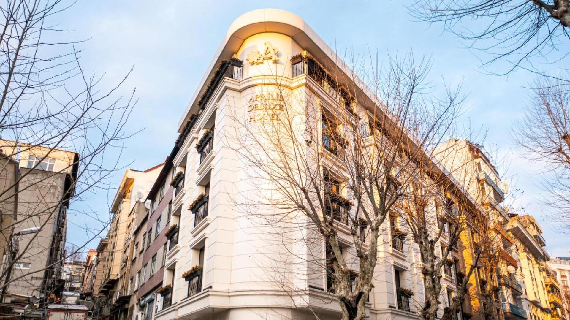 Aprilis Deluxe Hotel 4* 0