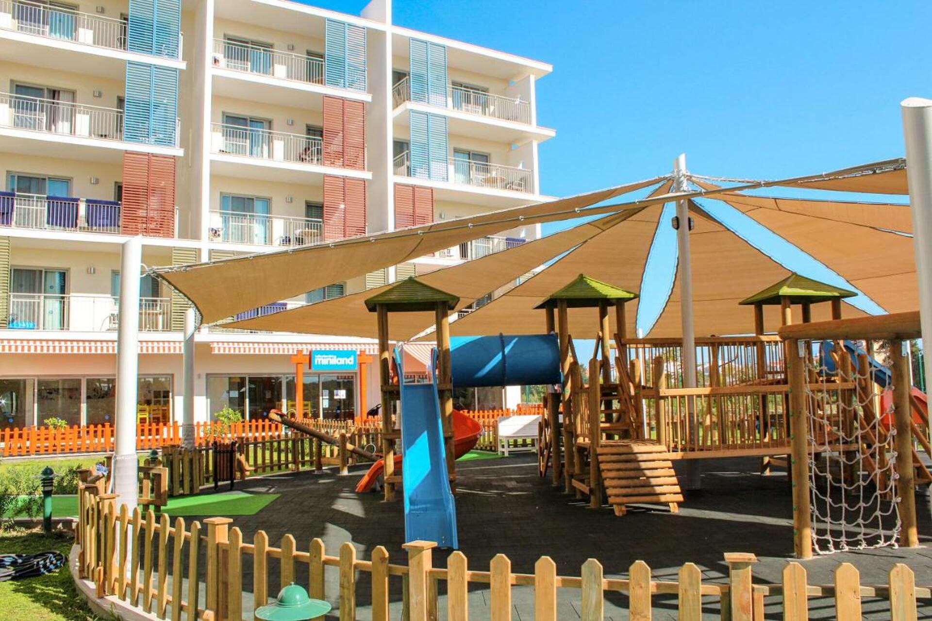 Barut Goia 4* 25