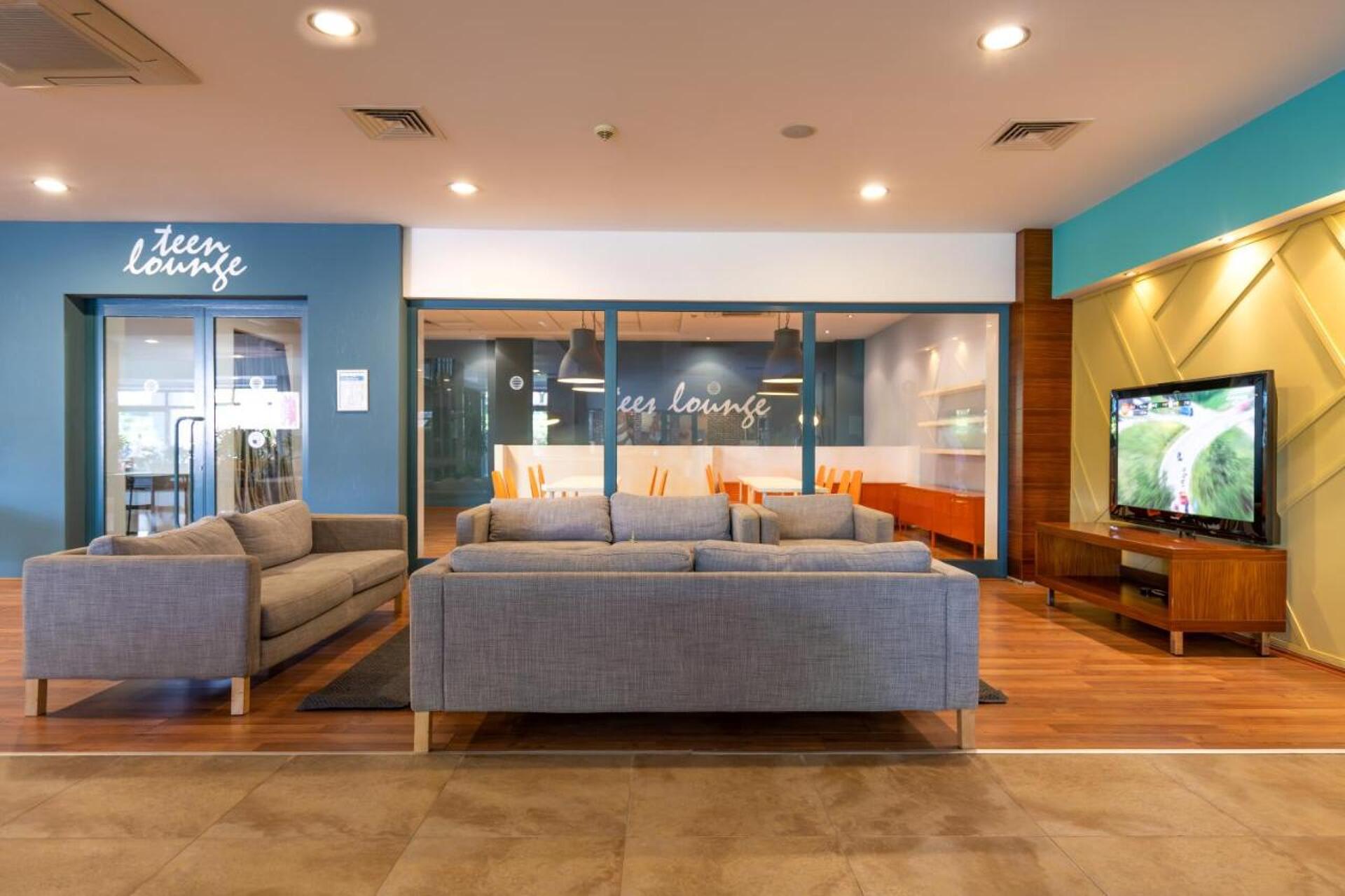 Barut B Suites 4* 42