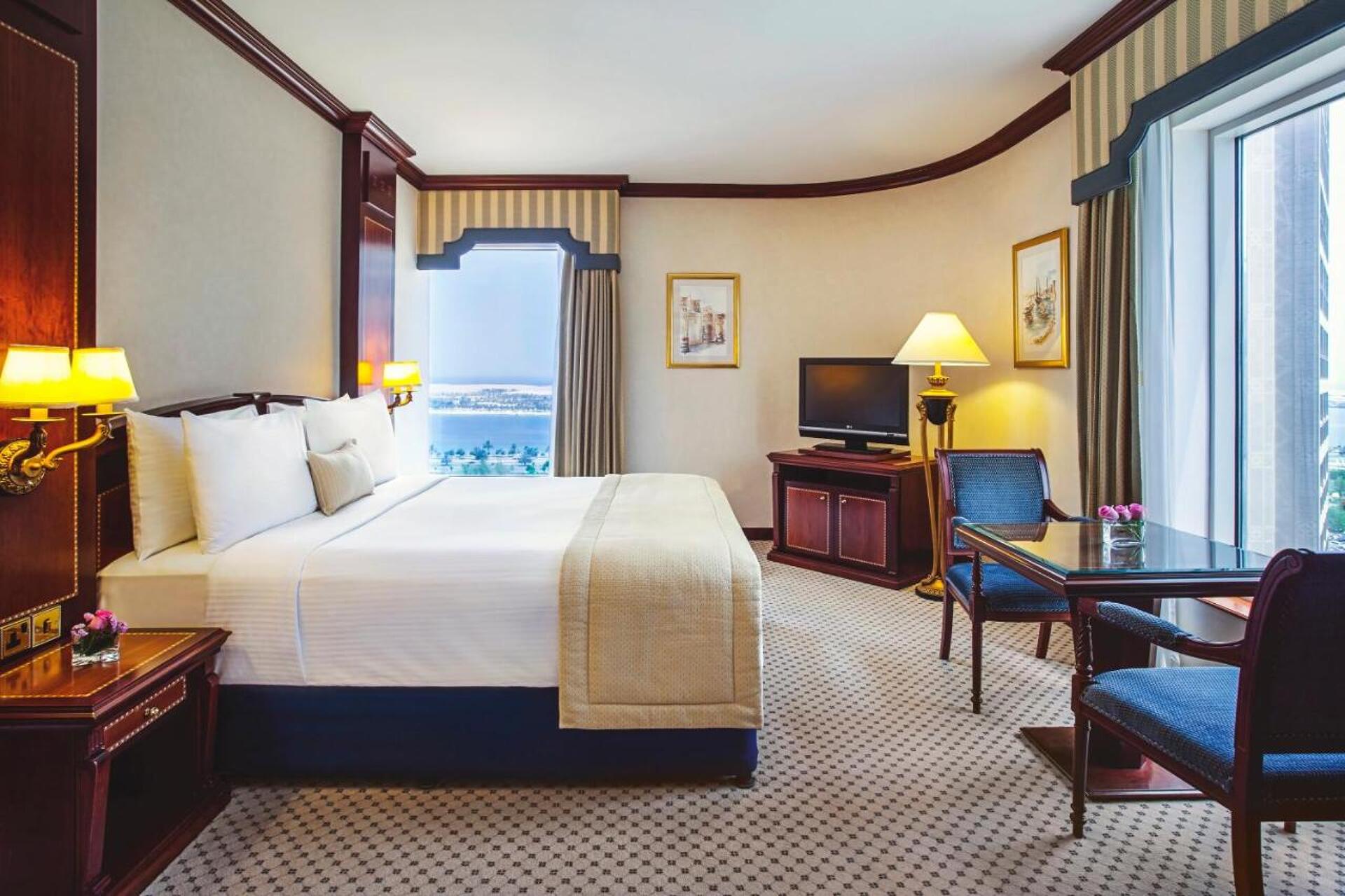 Corniche Hotel Abu Dhabi 41