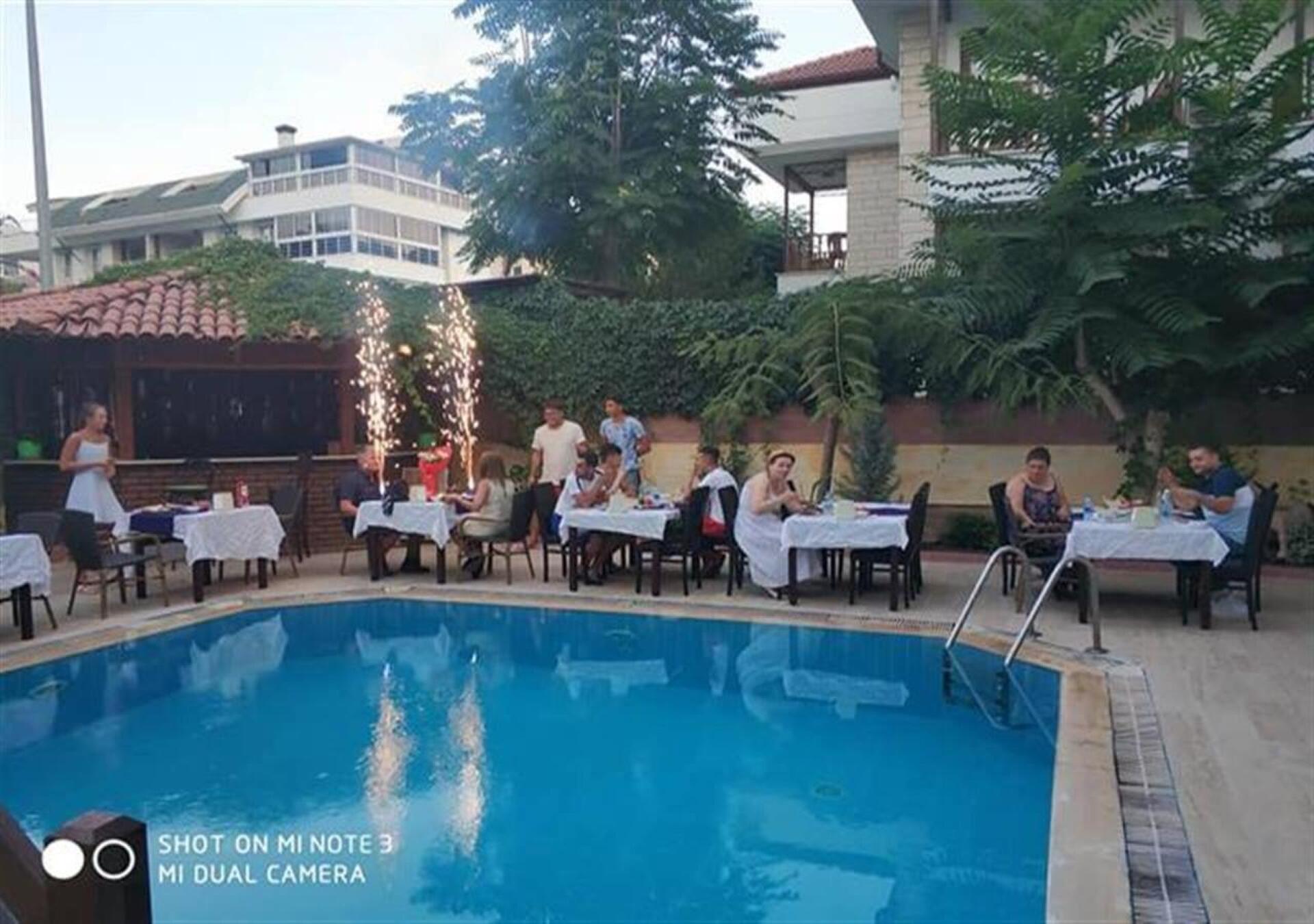 Agon Hotel 3* 12