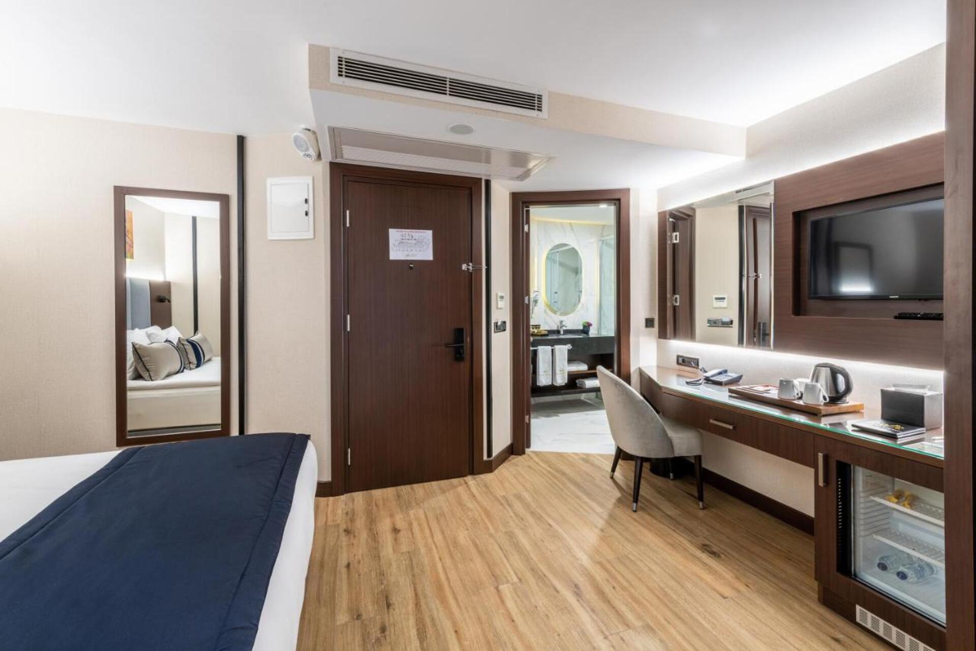 Aprilis Deluxe Hotel 4* 36