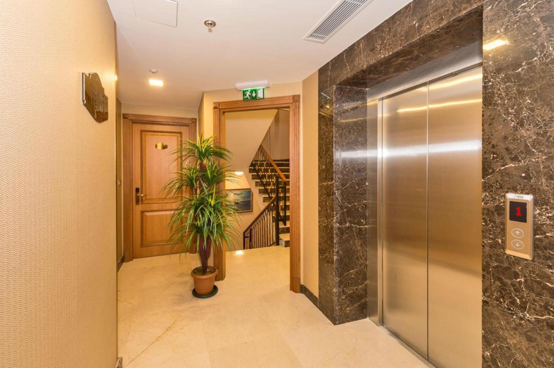 Aprilis Gold Hotel 3* 34