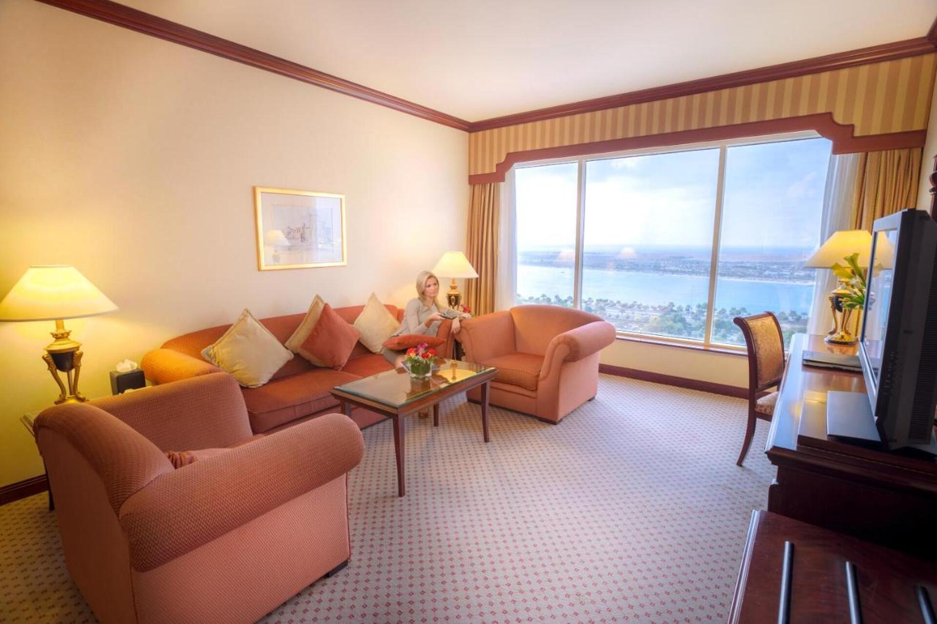 Corniche Hotel Abu Dhabi 15