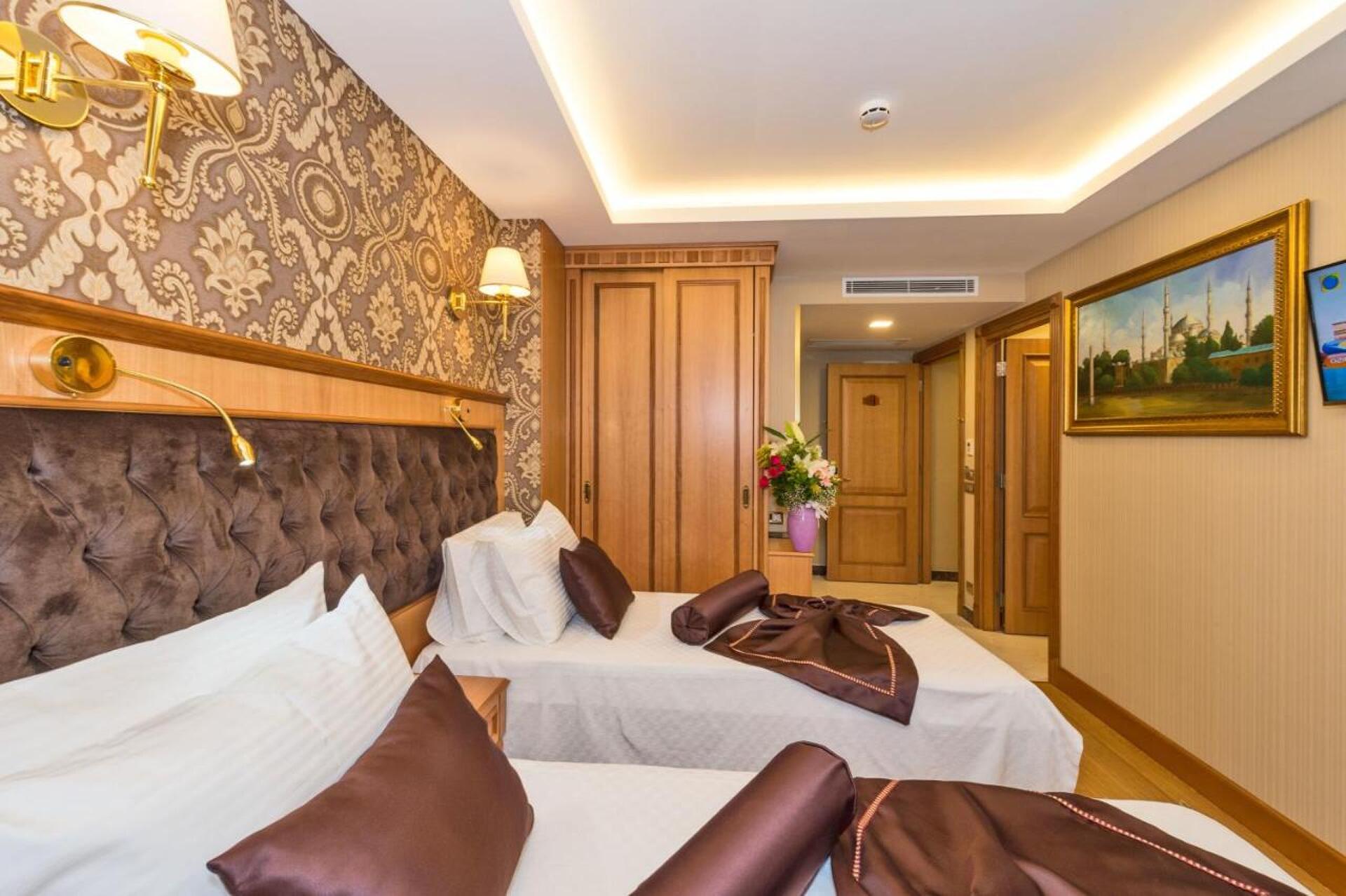 Aprilis Gold Hotel 3* 38