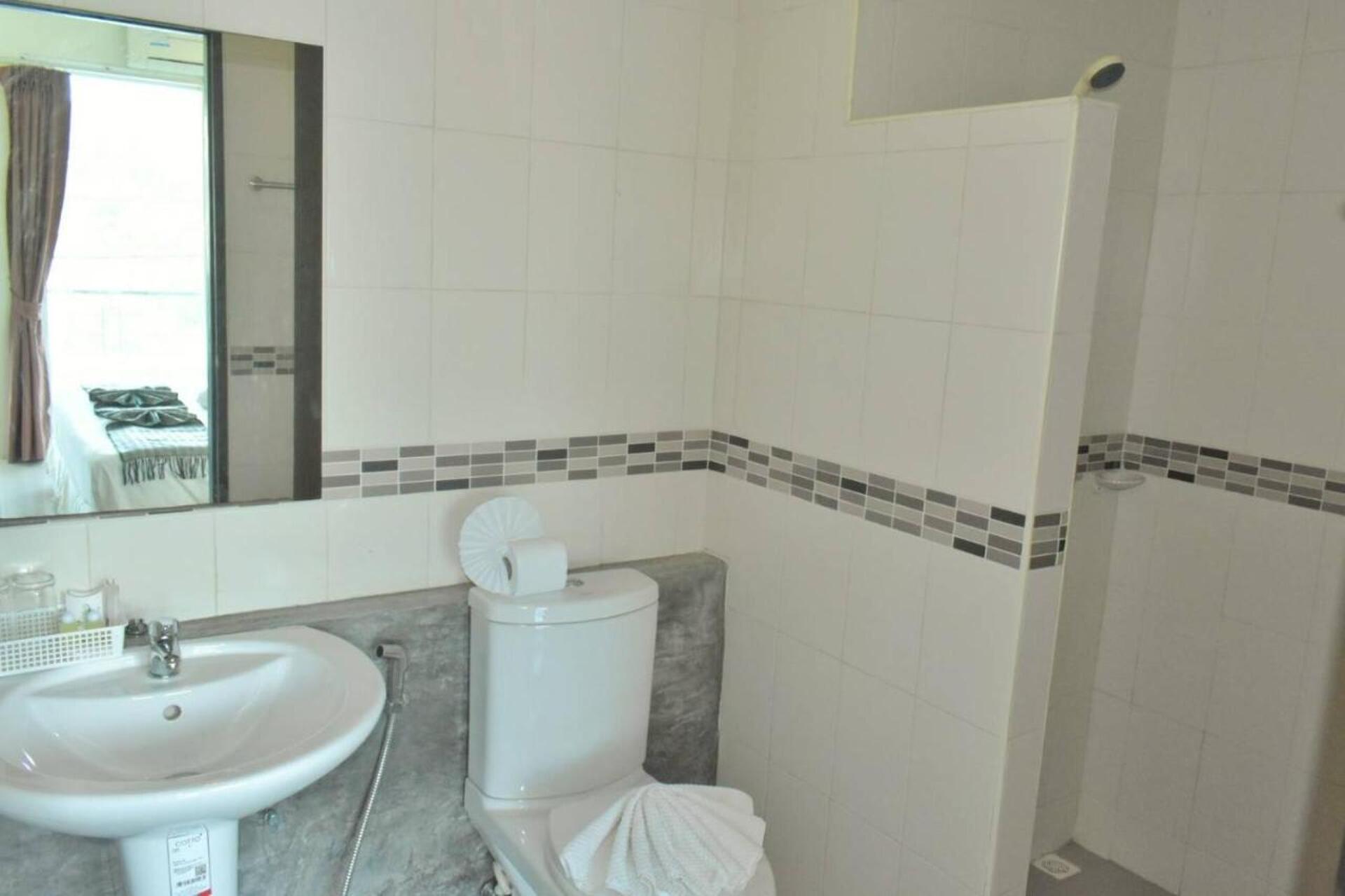 Outdoor Inn & Restaurant Kata 3* 28