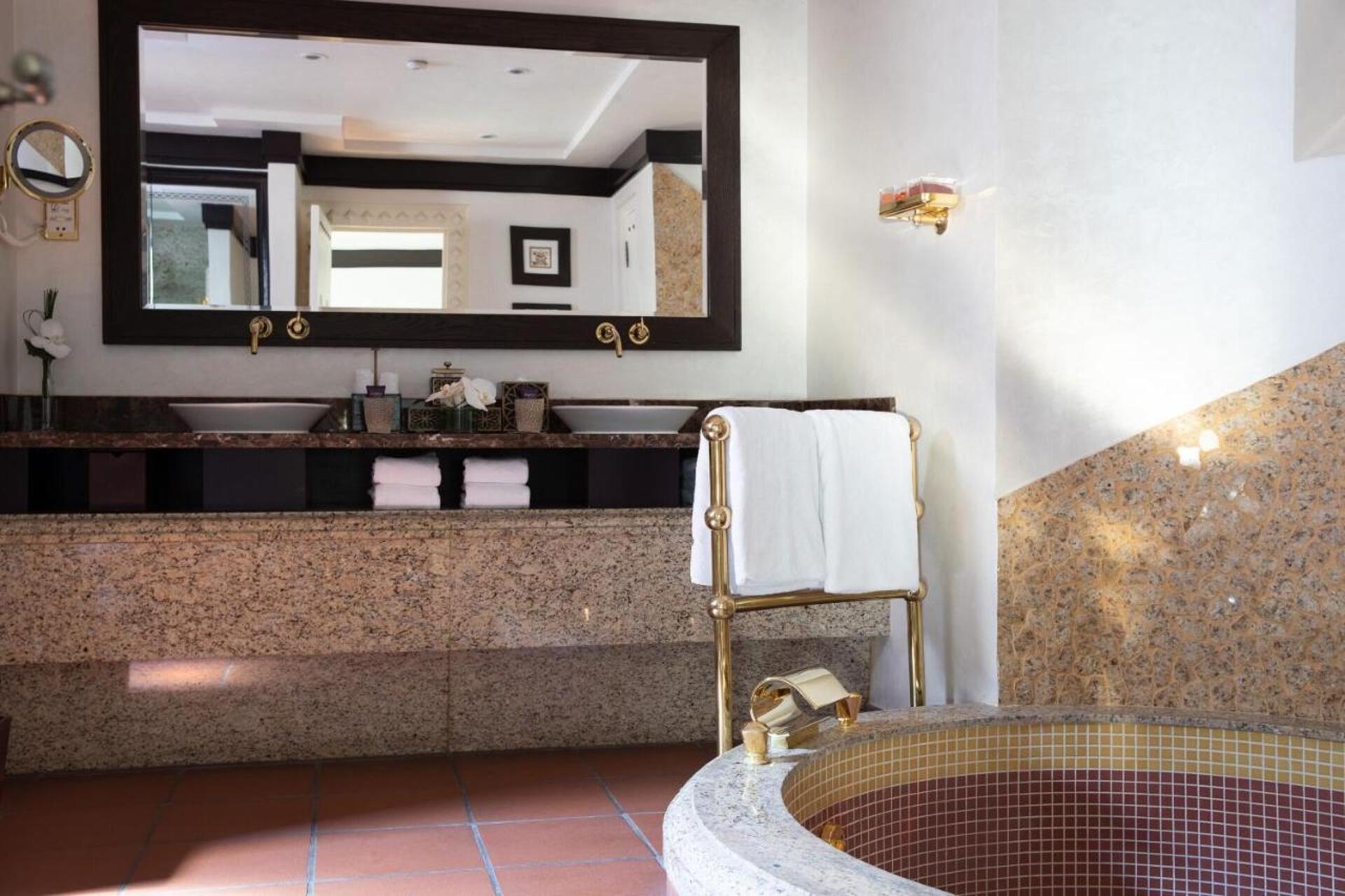 Jumeirah Beach Hotel 38