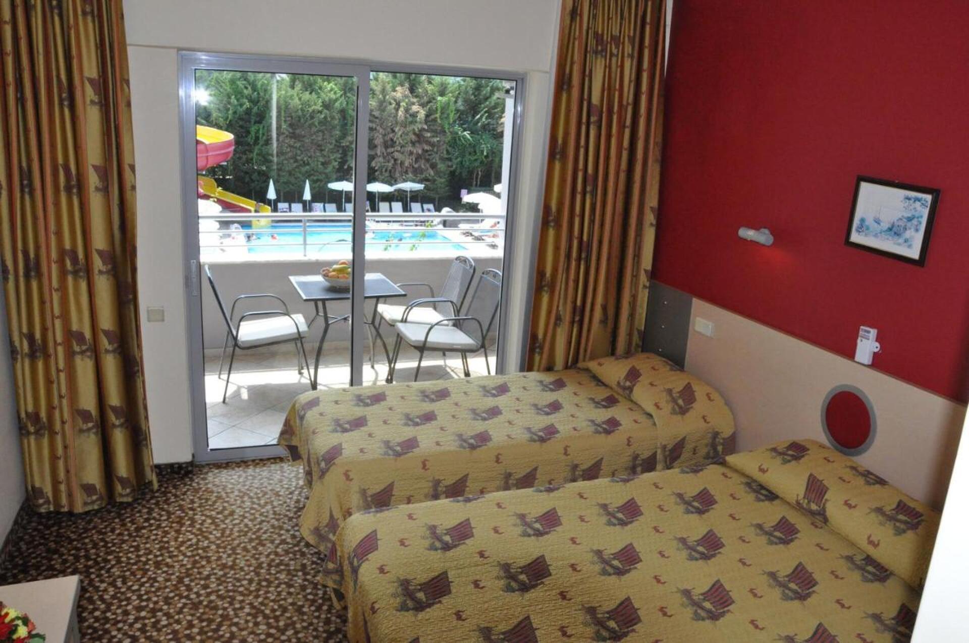 Grand Viking Hotel 10