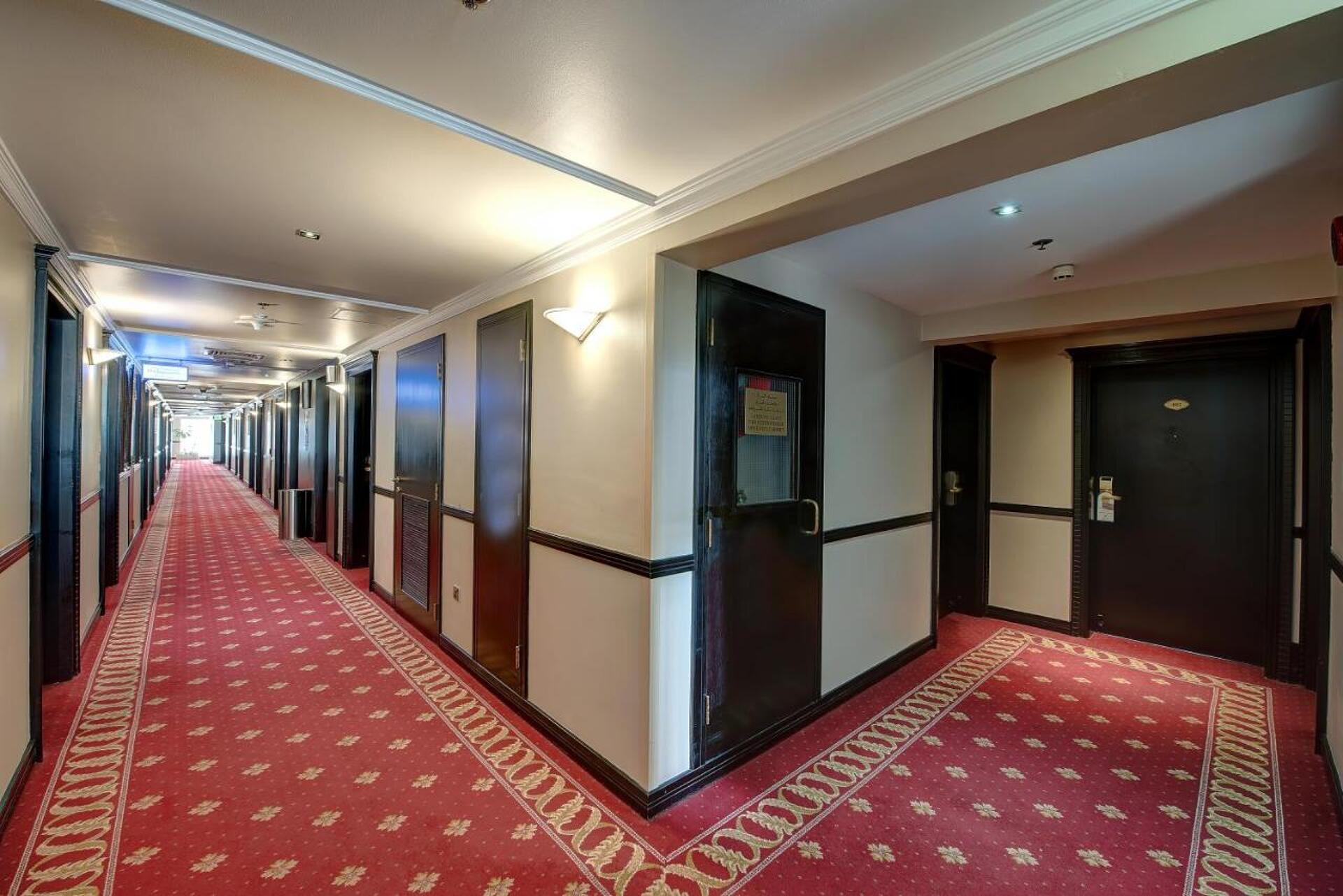 Golden Tulip Deira Hotel 4* 7