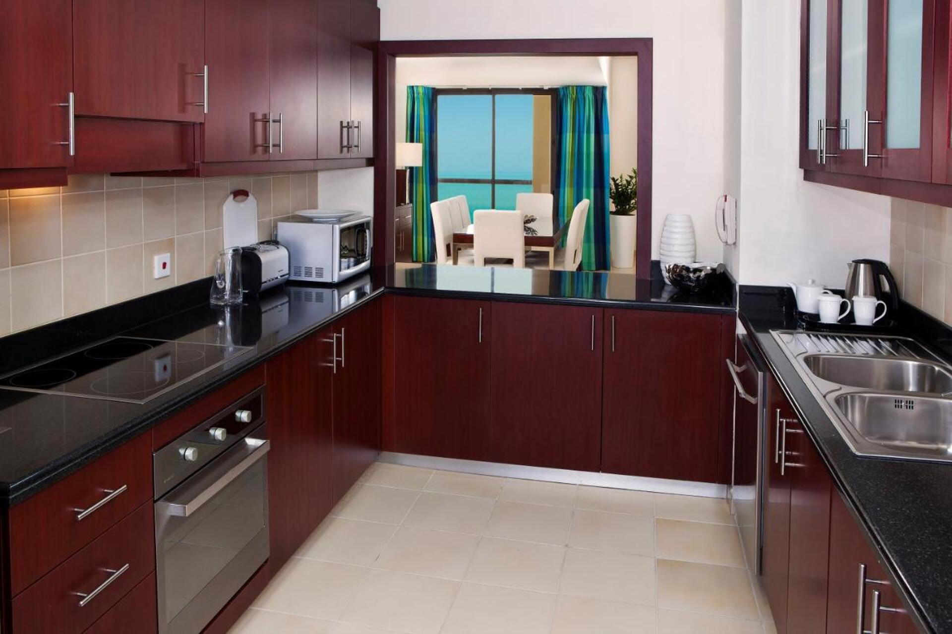 Hilton Dubai The Walk 5* 5