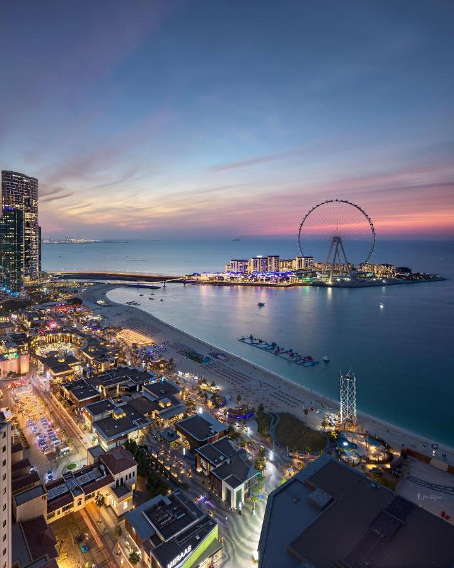 Hilton Dubai The Walk 5* 14