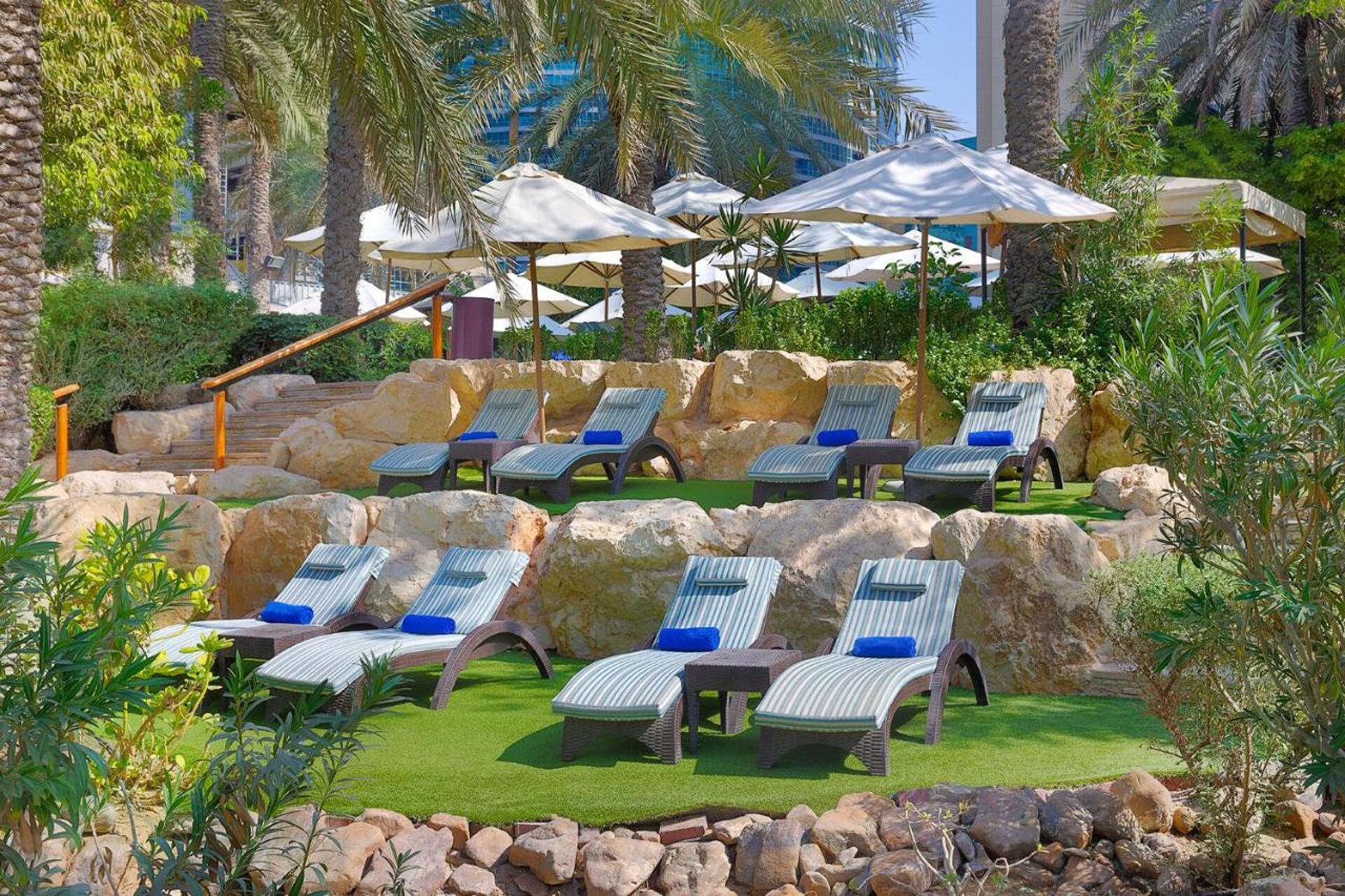 Hilton Dubai The Walk 5* 12
