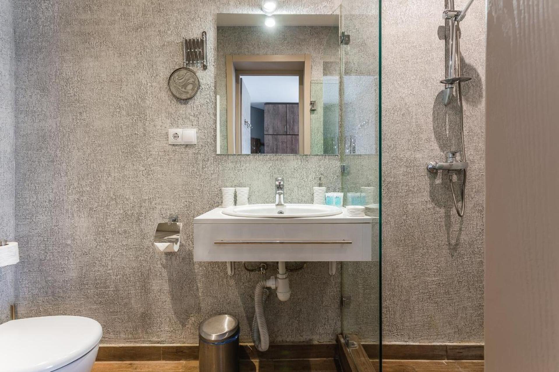 Good Inn Hotel 3* 4