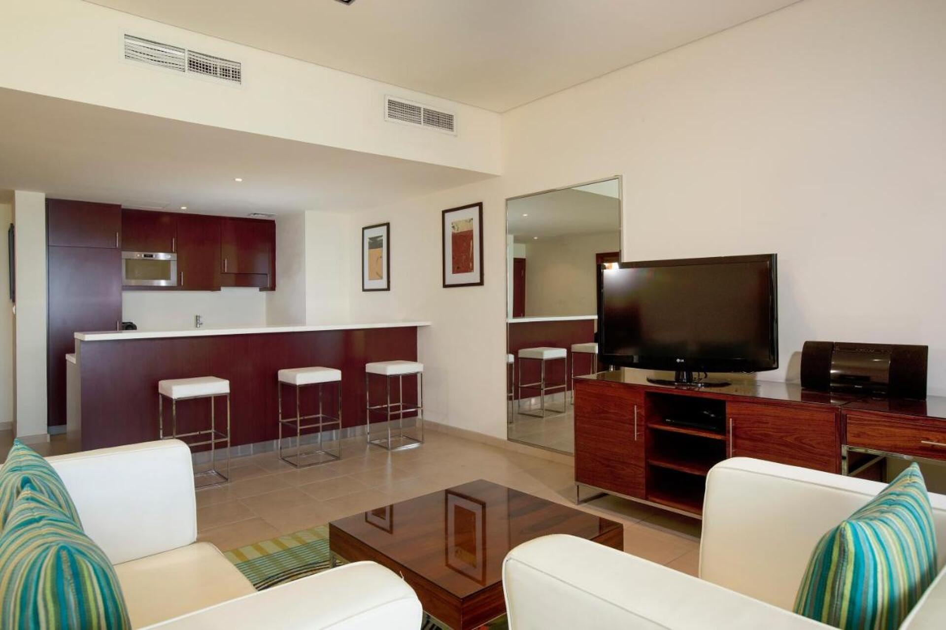 Hilton Dubai The Walk 5* 29