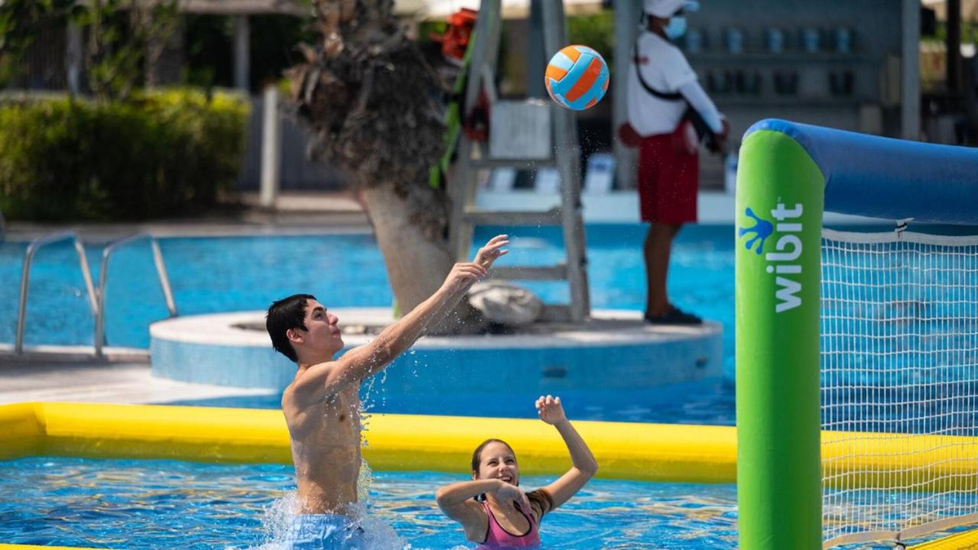 Jumeirah Beach Hotel 8