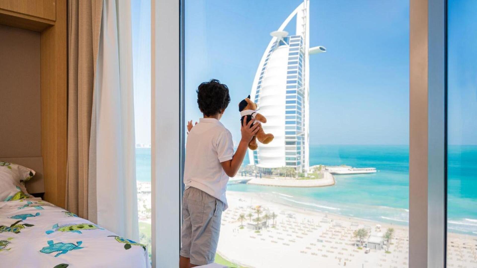 Jumeirah Beach Hotel 12