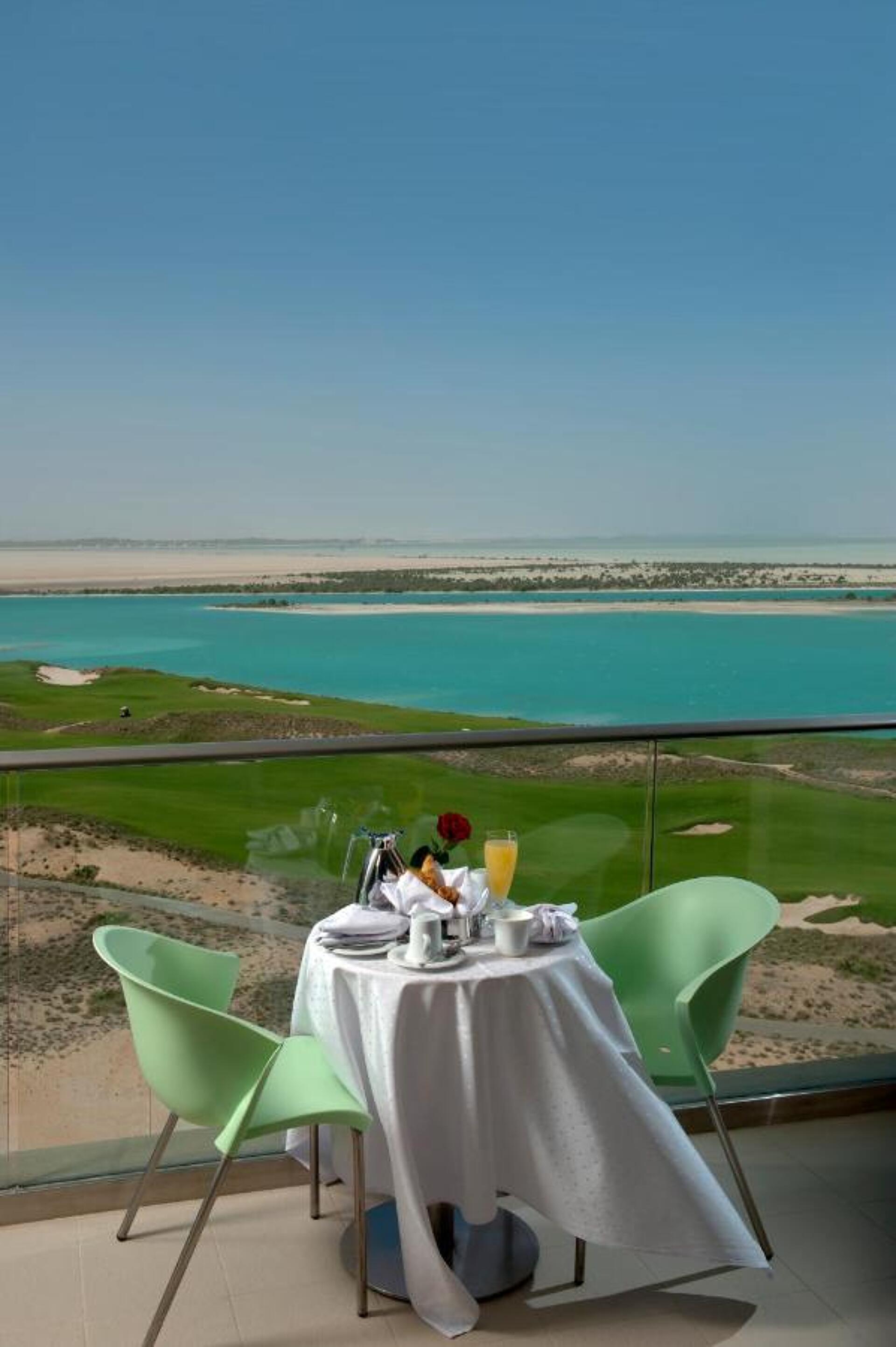 Crowne Plaza Abu Dhabi - Yas Island 4* 25