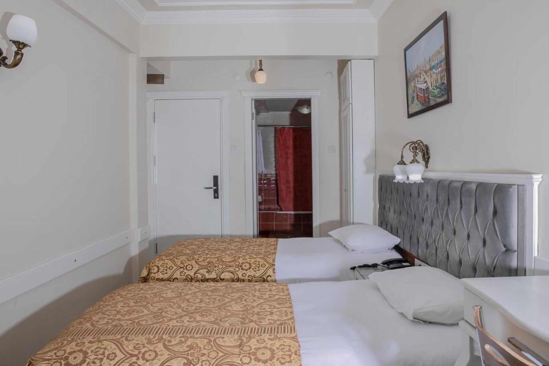 Hali Hotel 3* 9