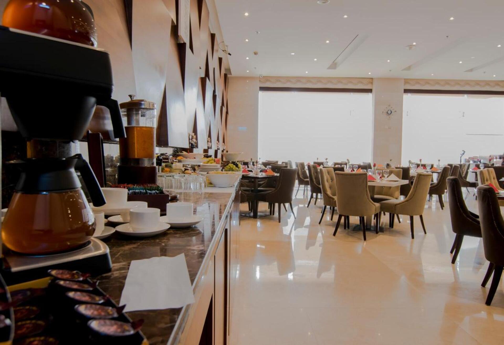Signature Hotel Al Barsha 4* 3