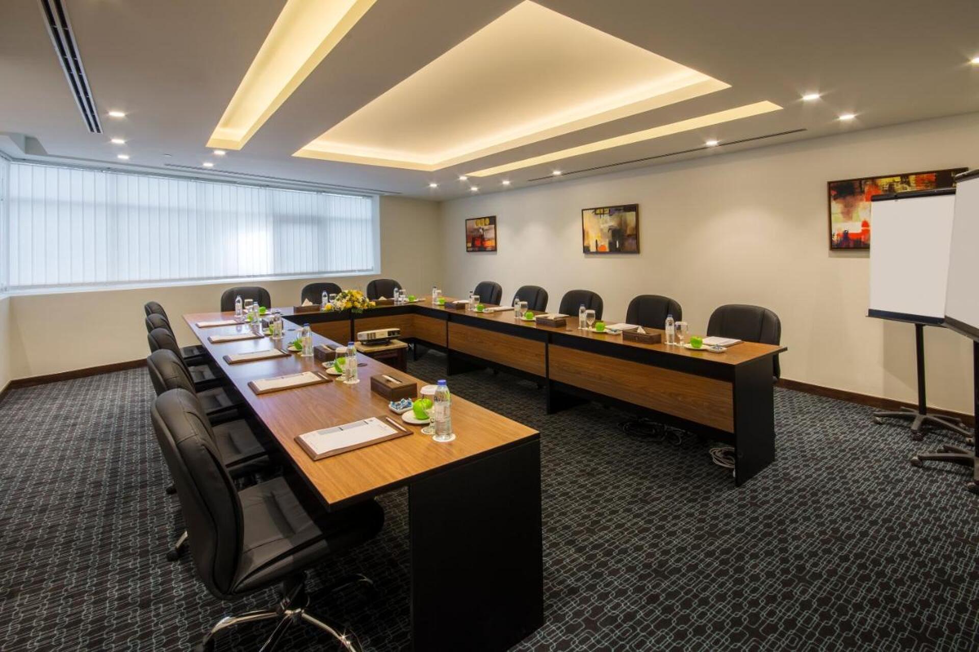 Golden Tulip Media Hotel 4* 15
