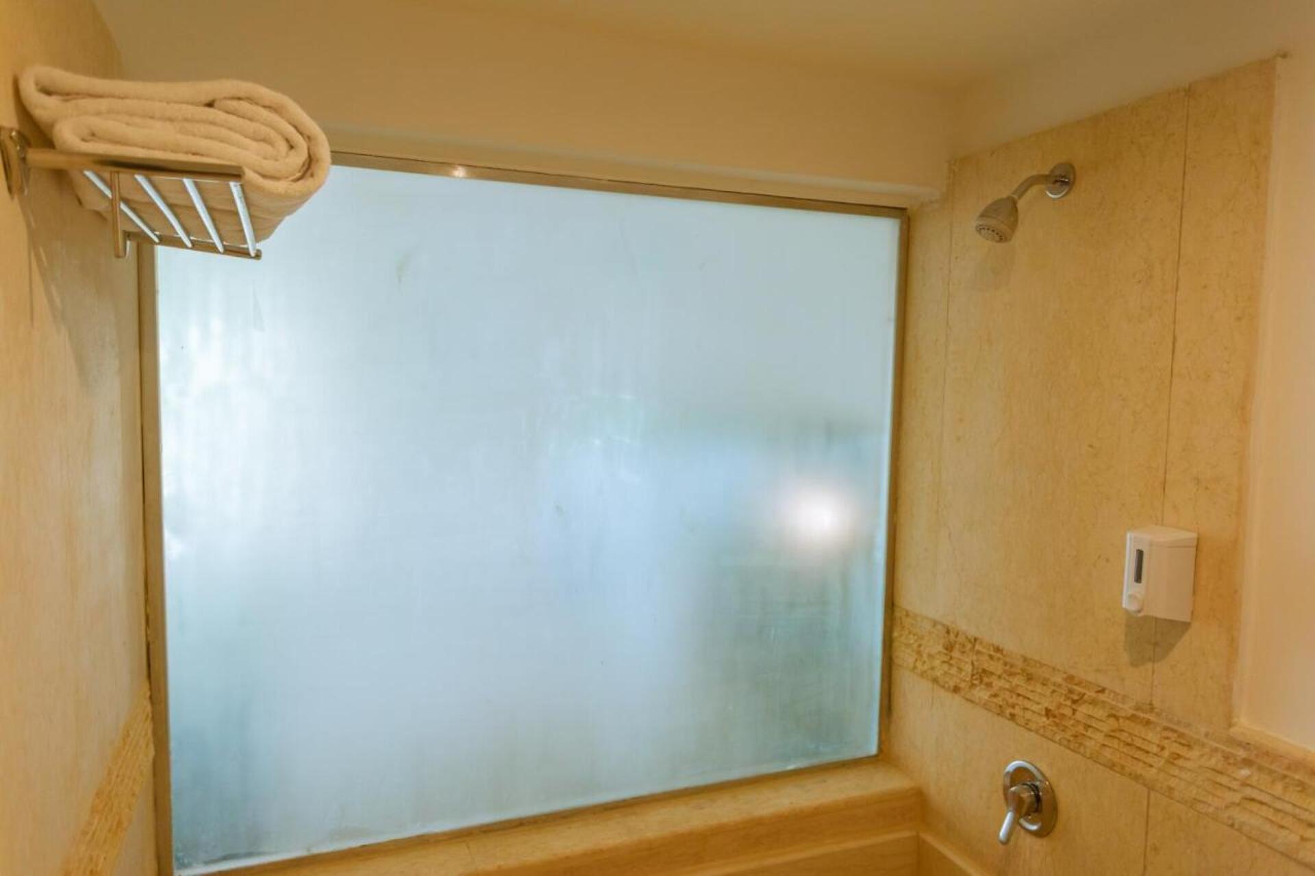 La Rosa Waves Beach & Aqua Park 4* 16