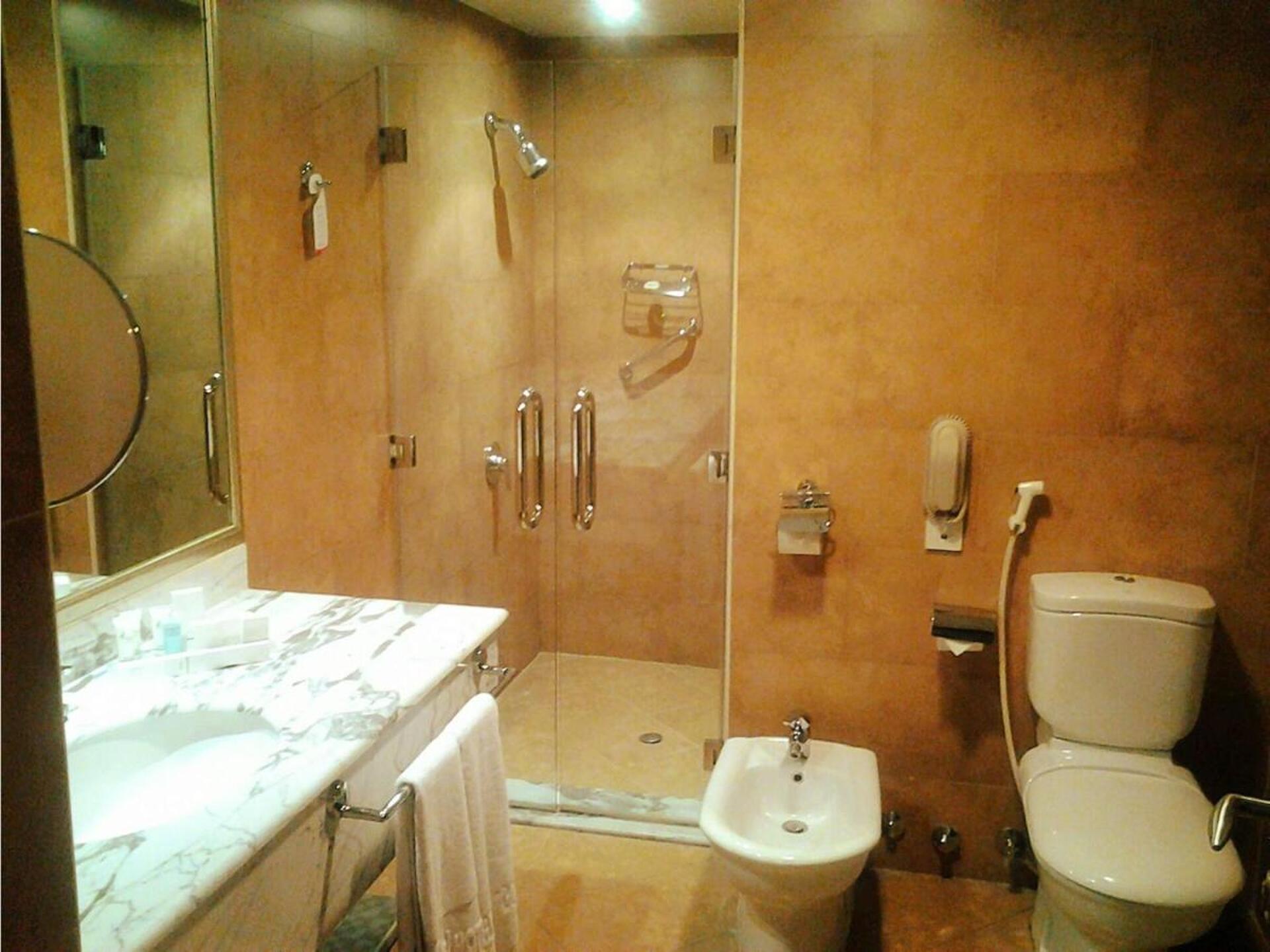 Swiss Belhotel Doha 4* 22