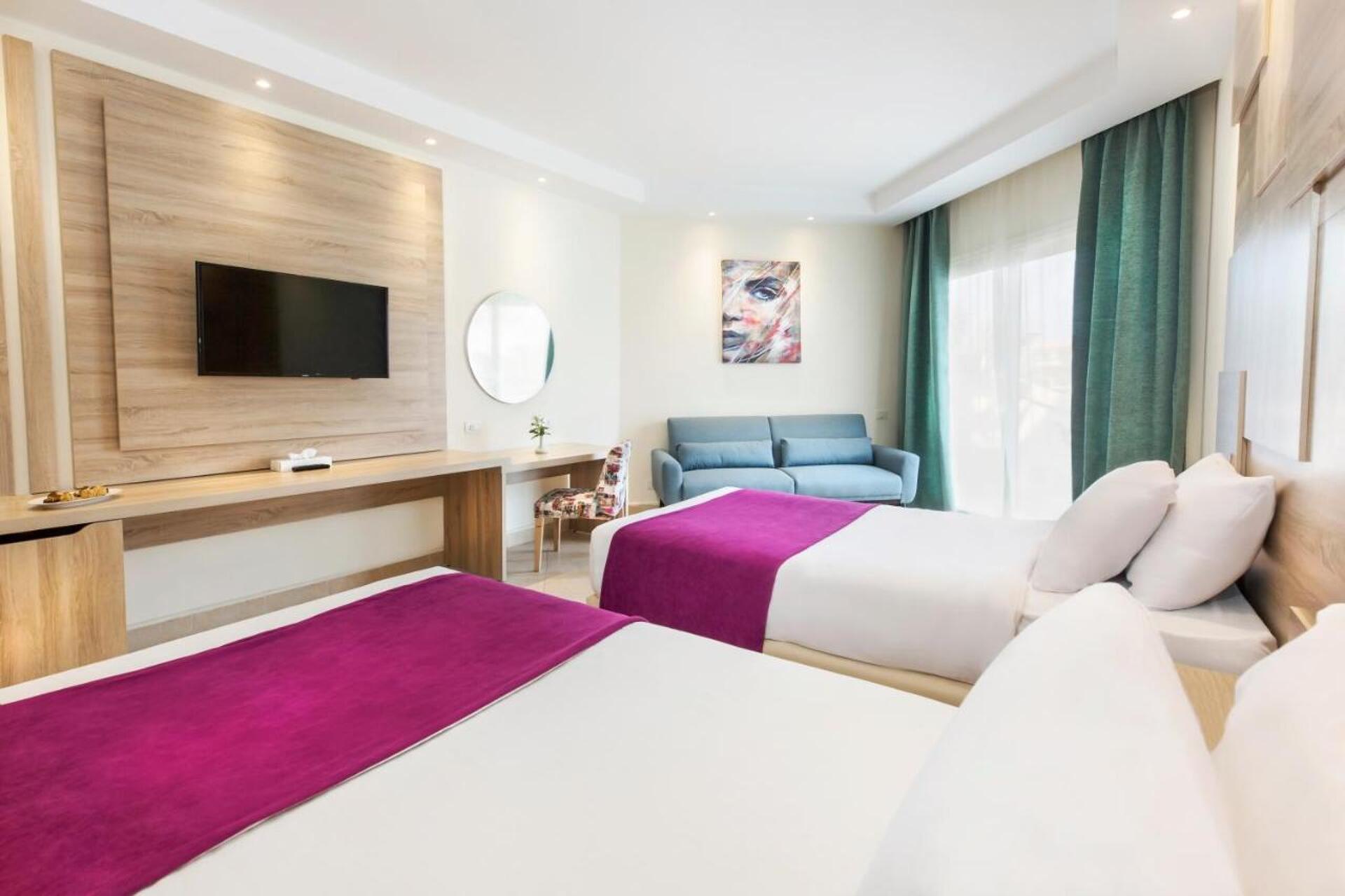 Pyramisa Beach Resort Sahl Hasheesh 13