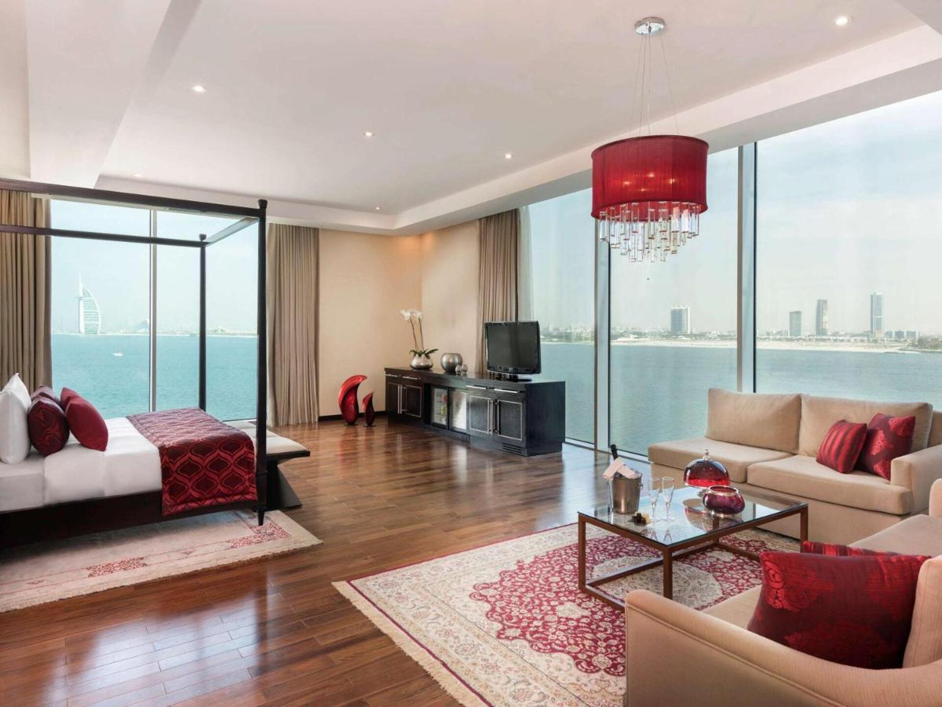 Rixos The Palm Dubai Hotel & Suites 4