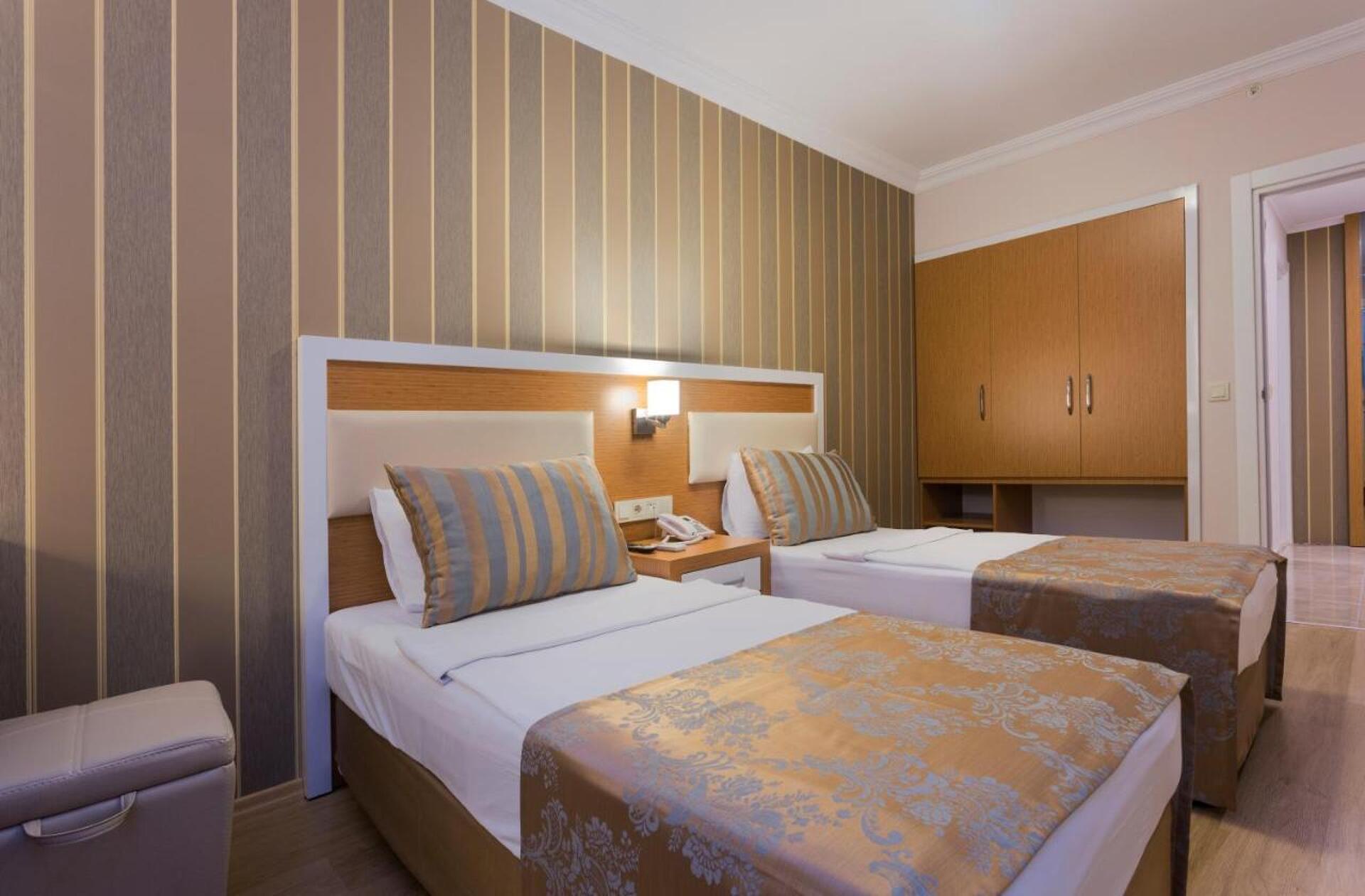 Lonicera City Kleopatra Hotel 40