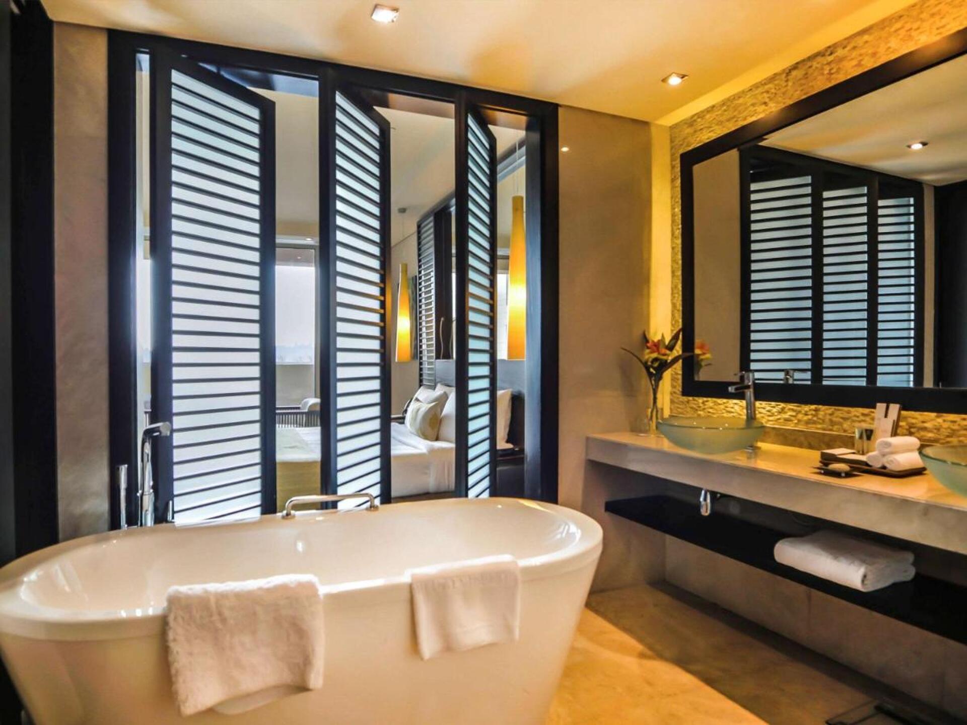 Rixos The Palm Dubai Hotel & Suites 2