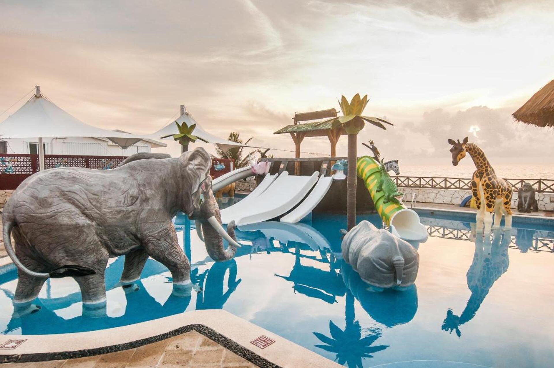 Royal Solaris Cancun 16