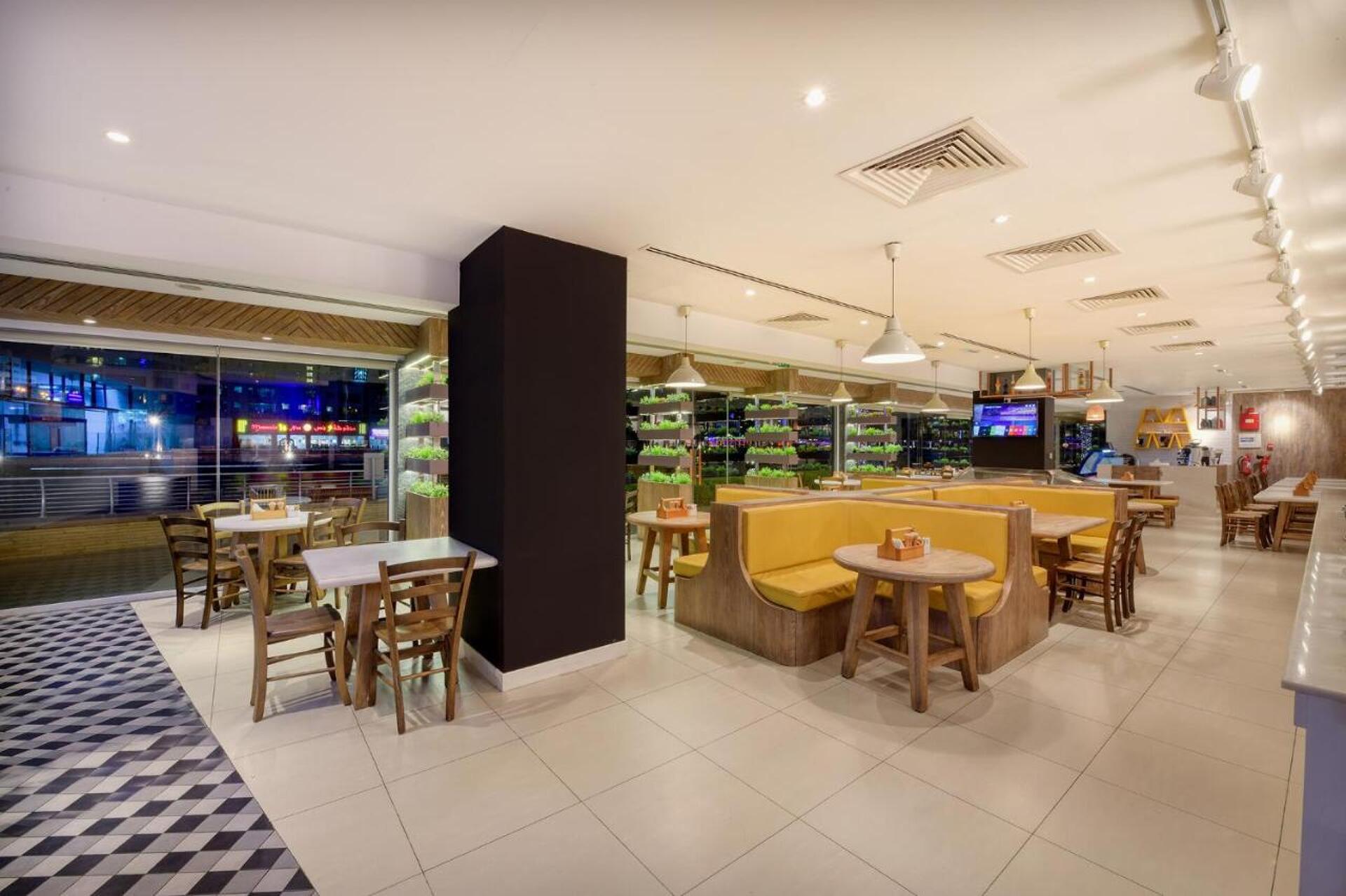 Pearl Marina Hotel Apartments 3* 33