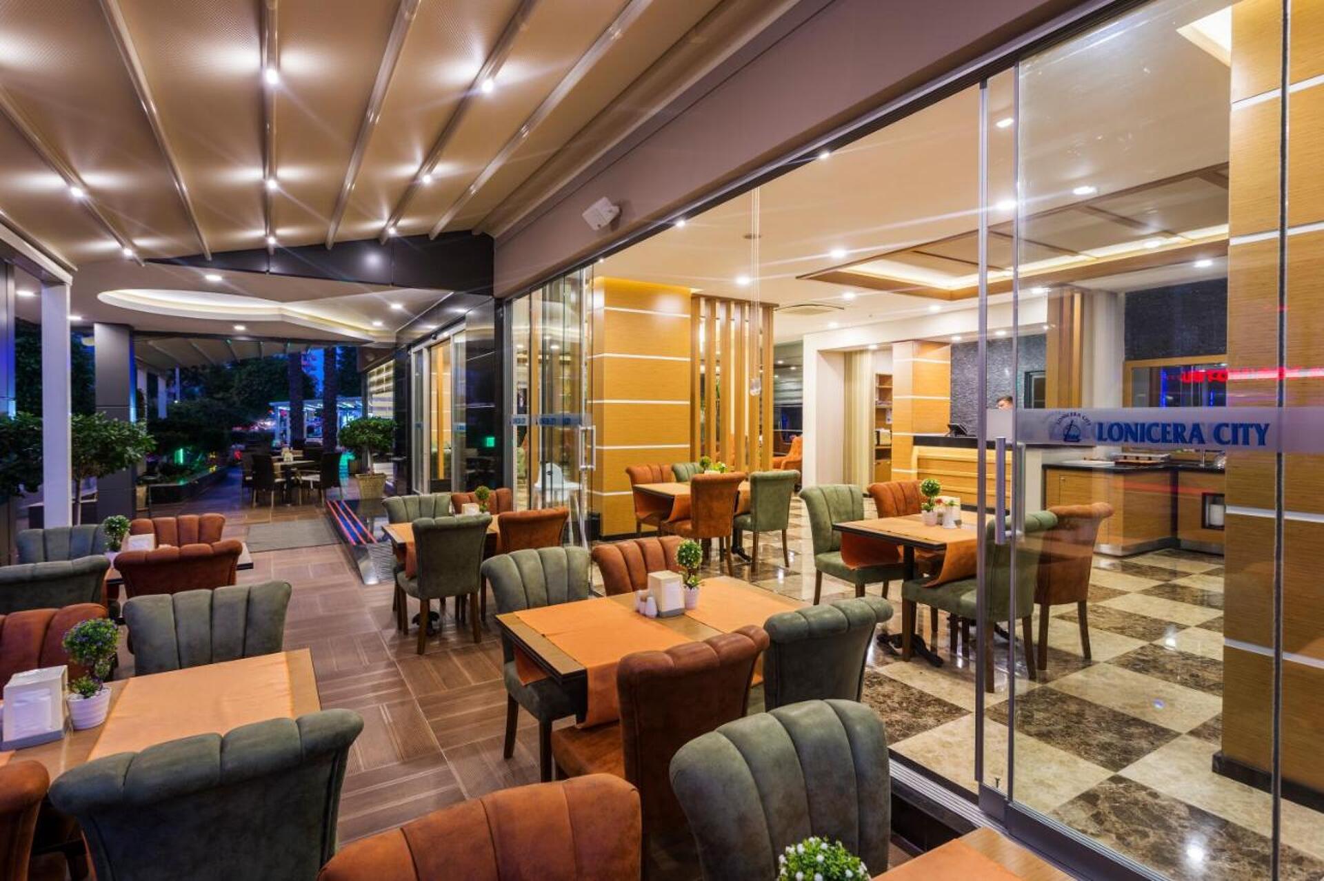 Lonicera City Kleopatra Hotel 24