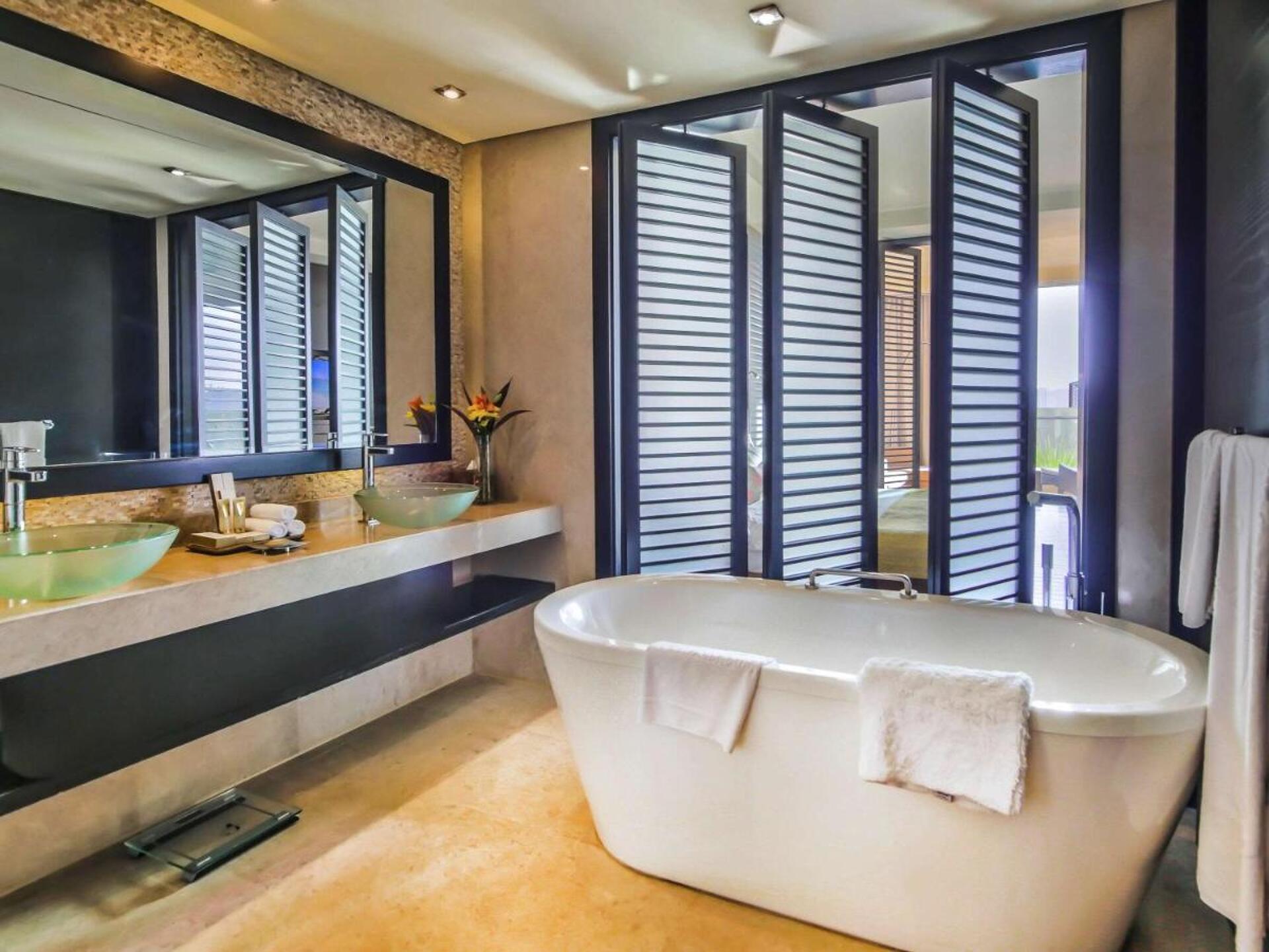 Rixos The Palm Dubai Hotel & Suites 26