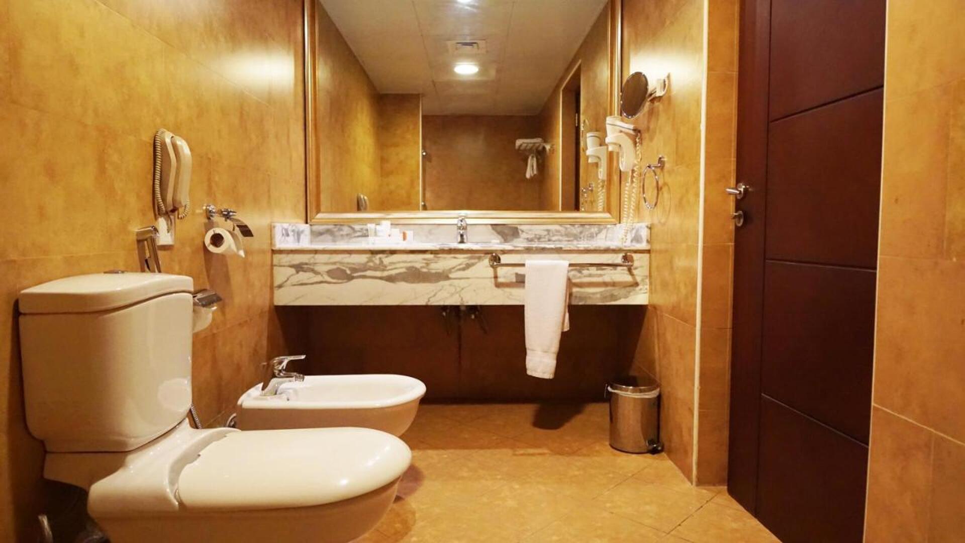 Swiss Belhotel Doha 4* 17