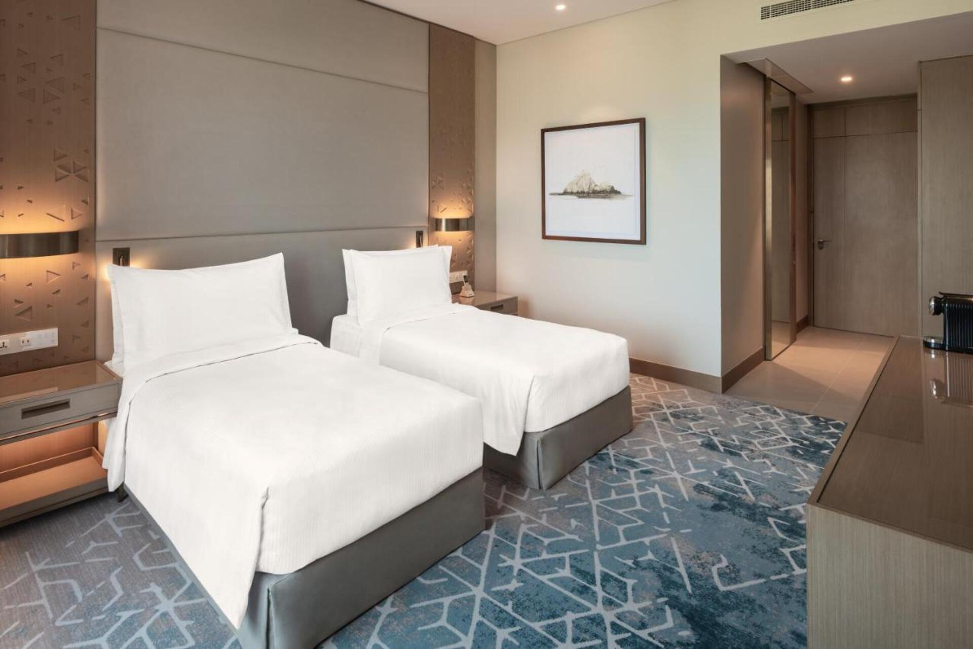 Palace Beach Resort Fujairah 4* 14