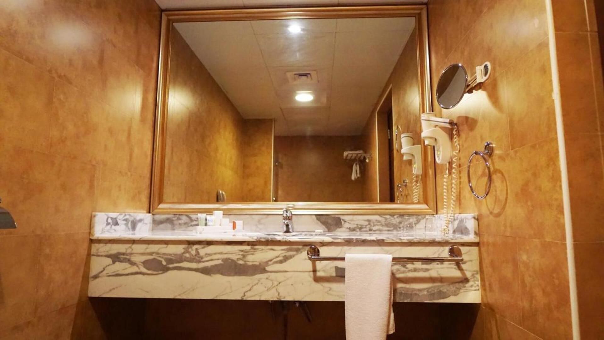 Swiss Belhotel Doha 4* 18