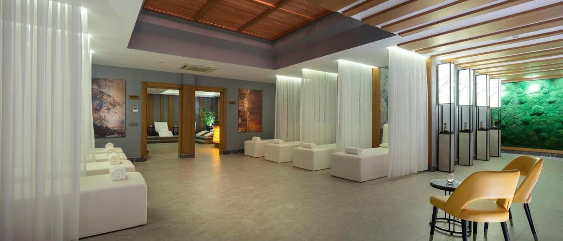 Club Marco Polo 32