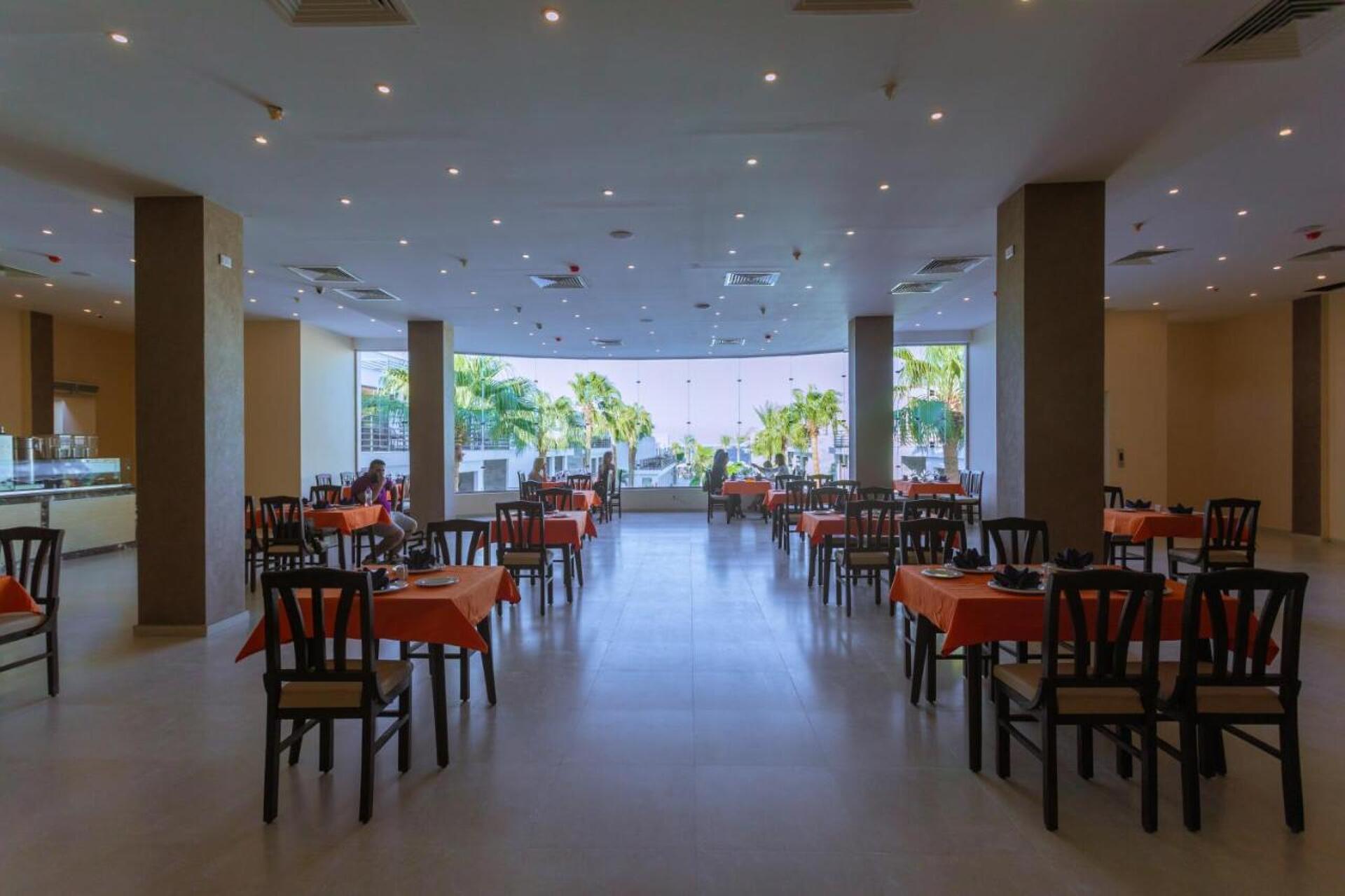 La Rosa Waves Beach & Aqua Park 4* 27