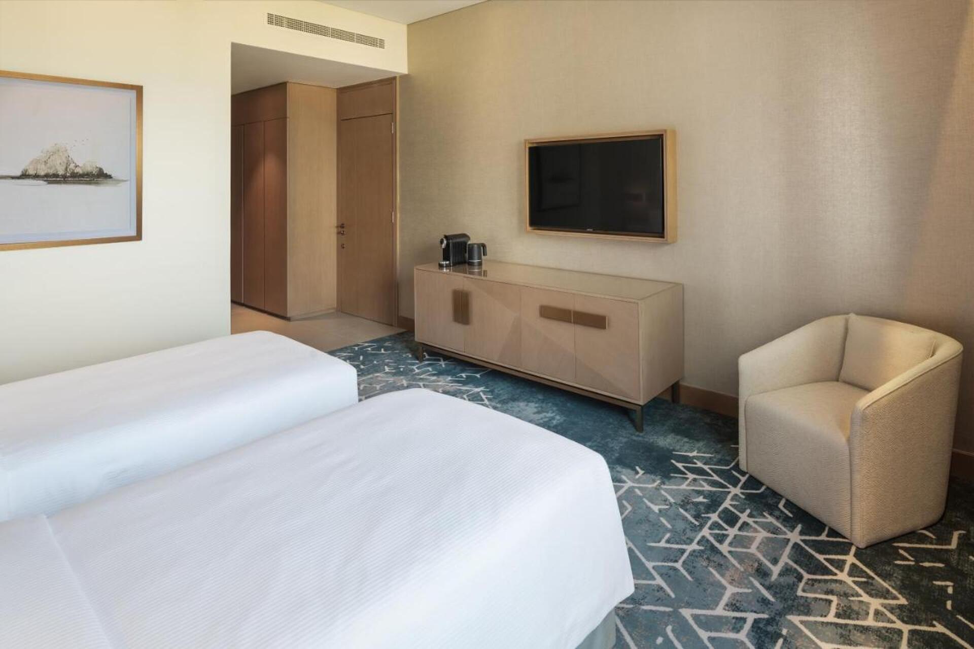 Palace Beach Resort Fujairah 4* 16