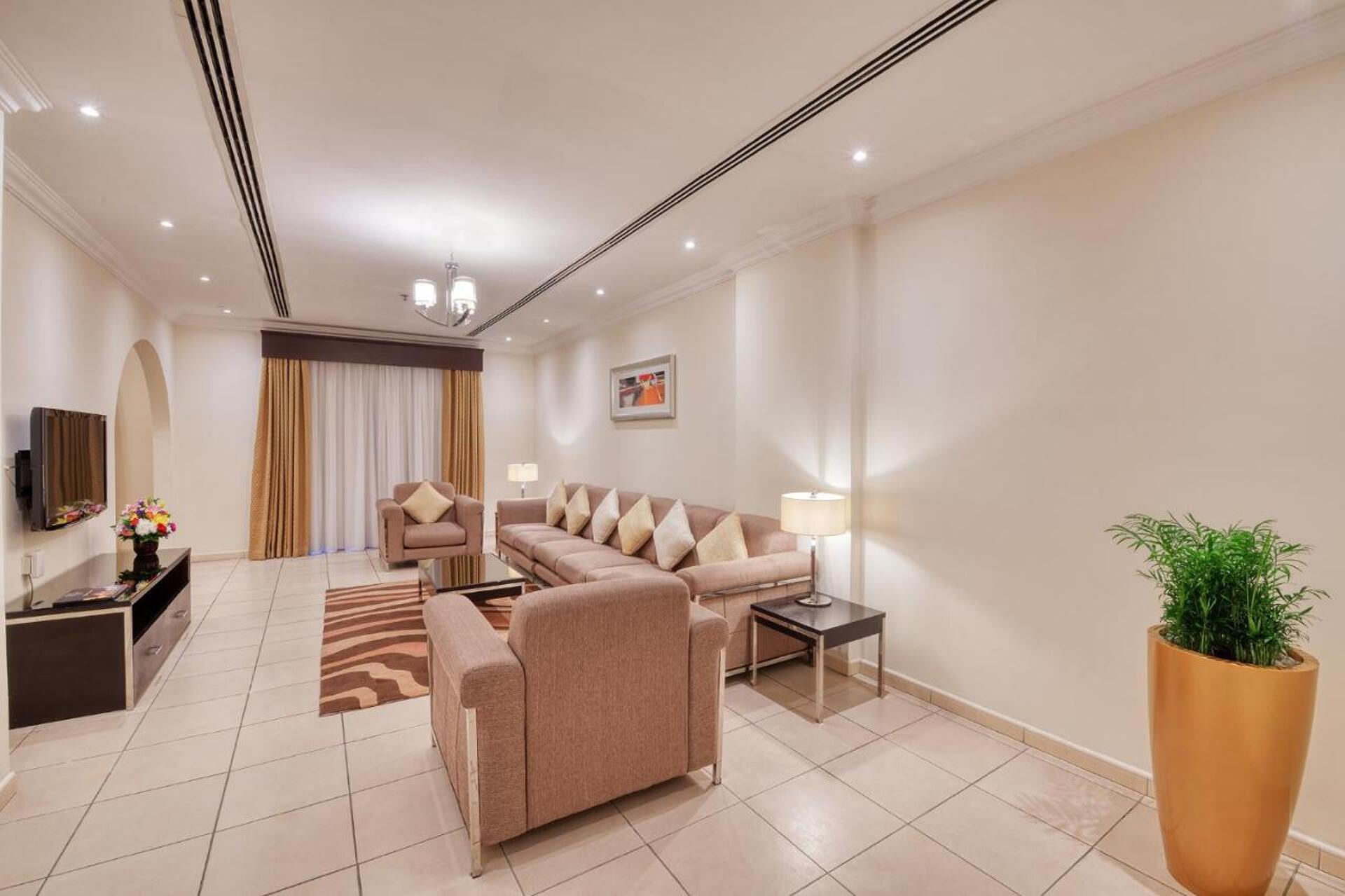 Pearl Marina Hotel Apartments 3* 40
