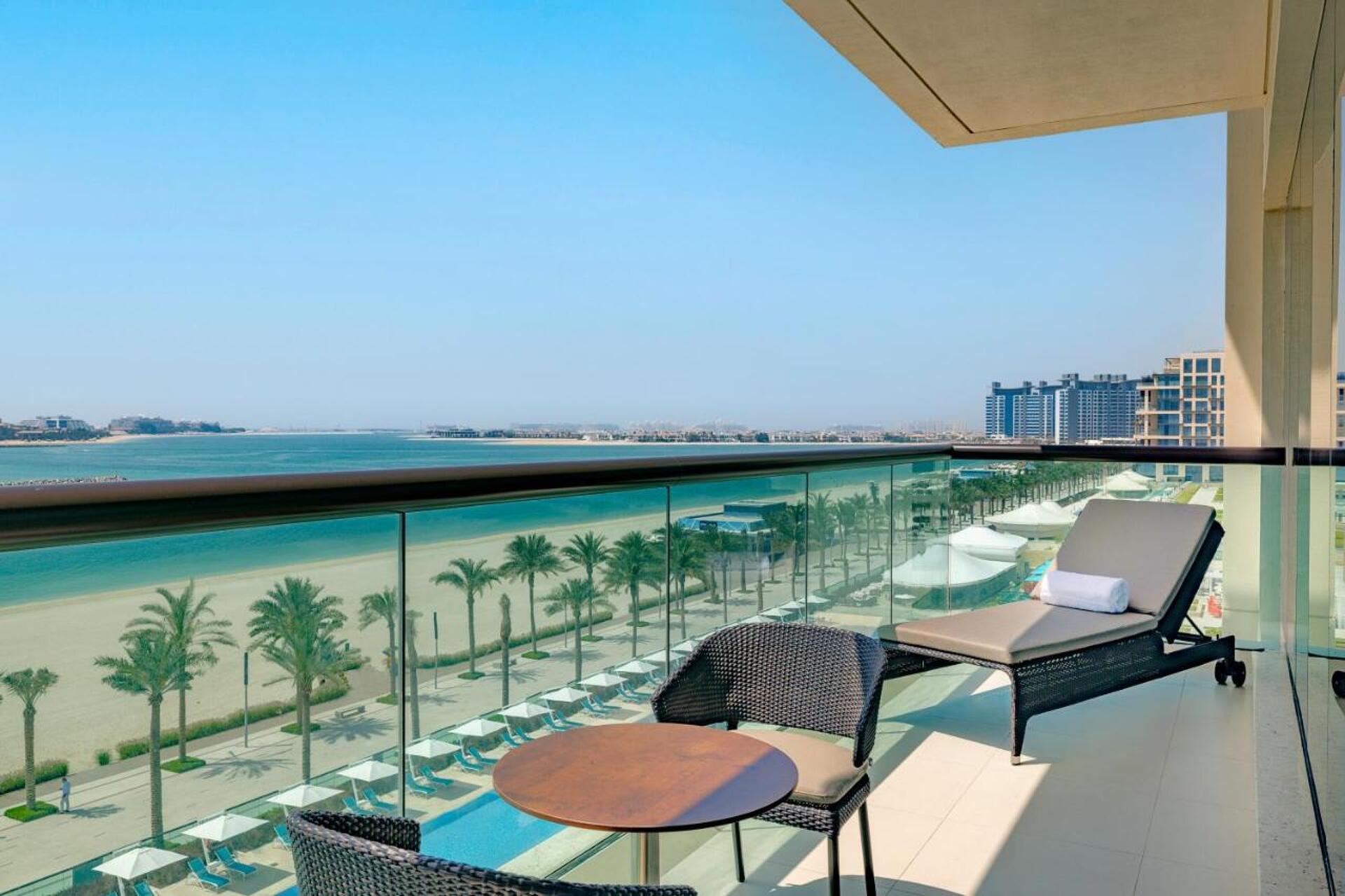 Hilton Dubai Palm Jumeirah 18