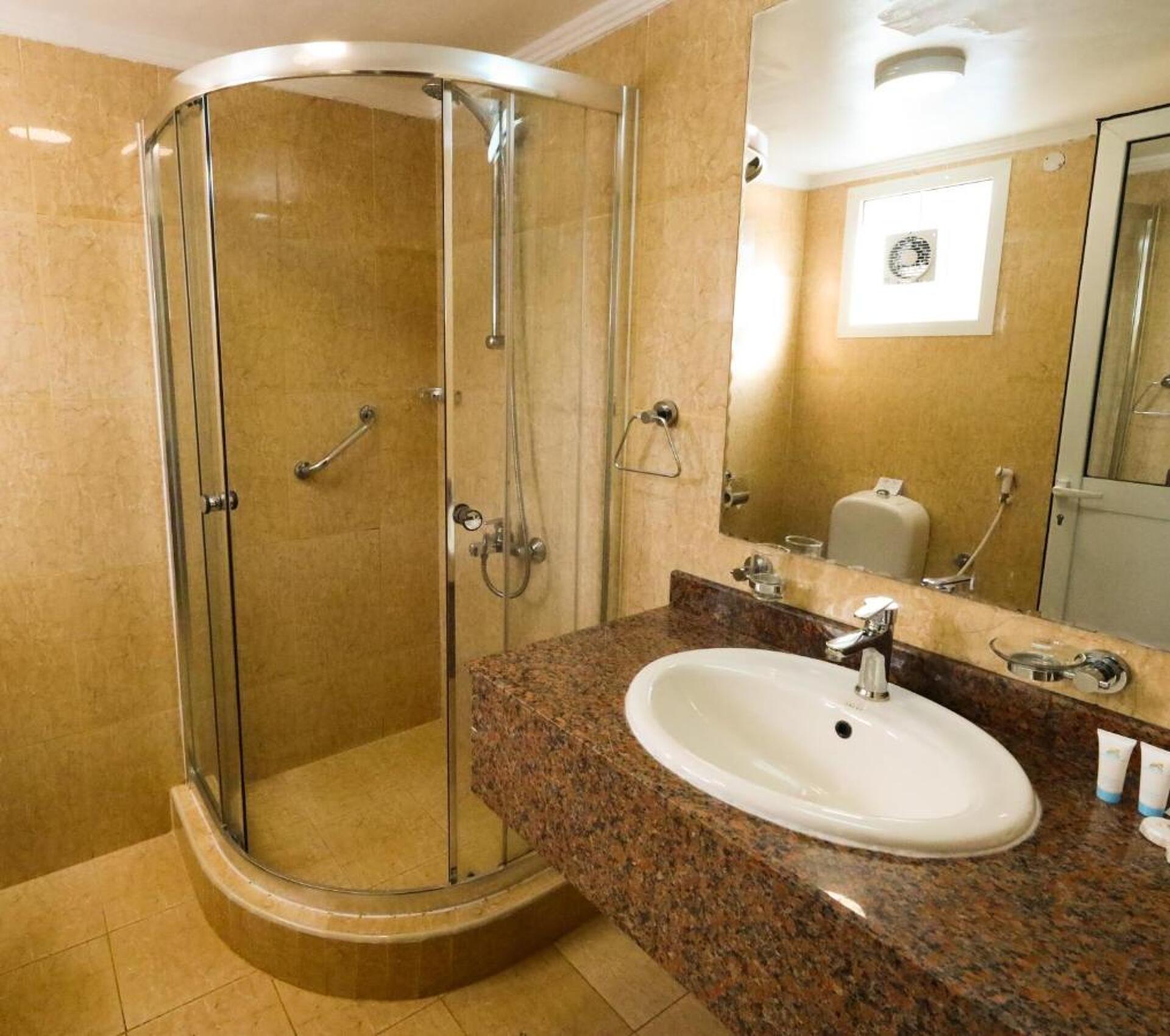 Sandy Beach Hotel & Resort 4* 7