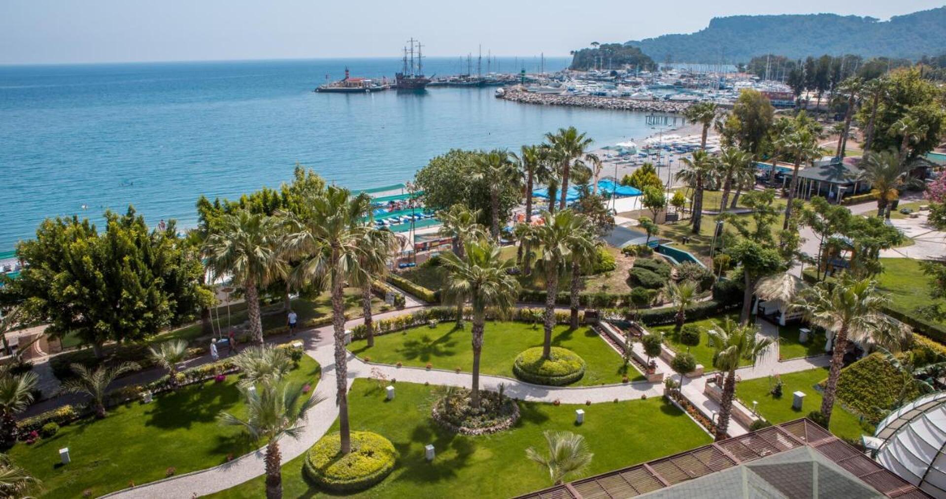 L'ancora Beach Hotel 0