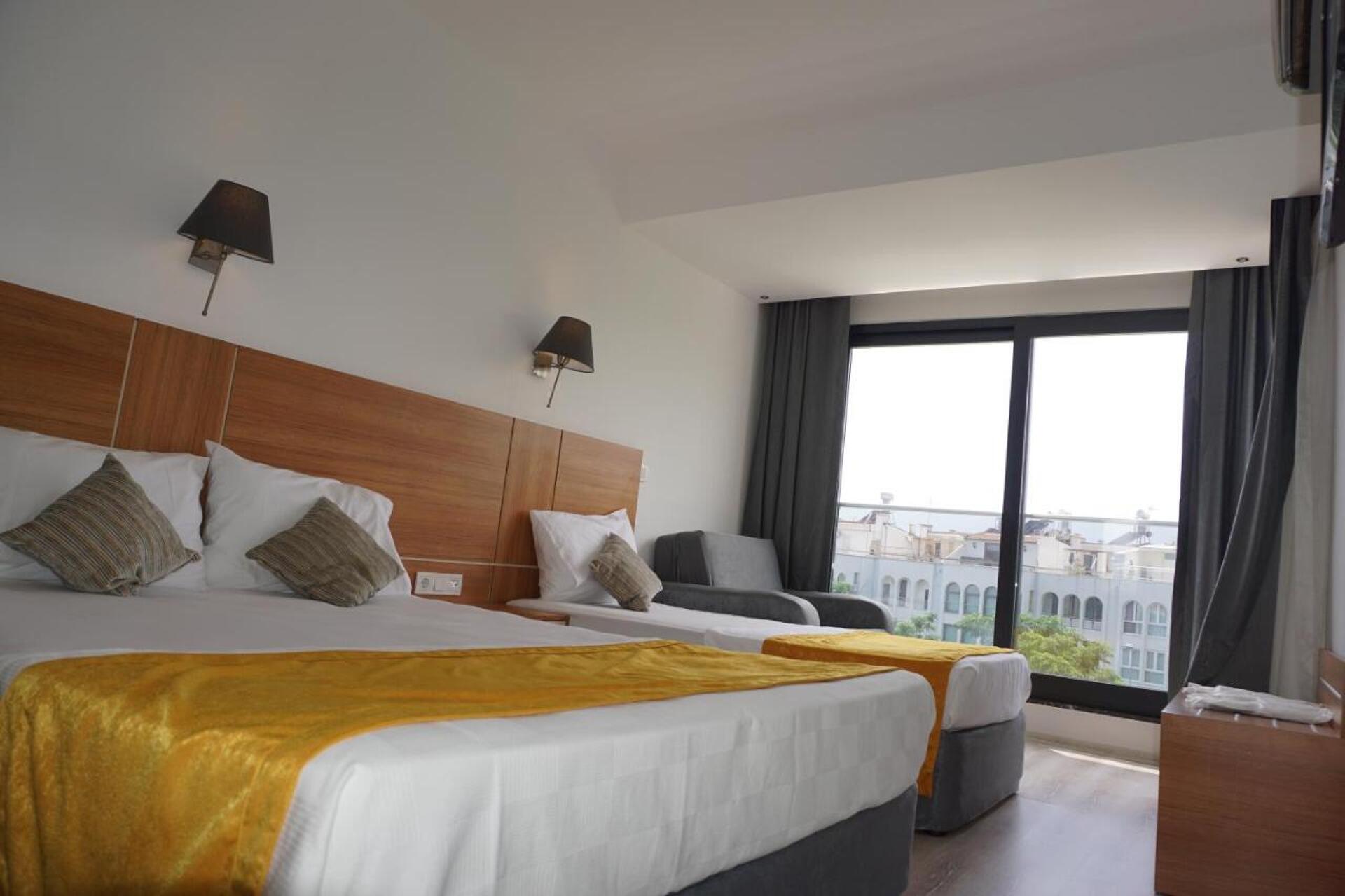 Ramona Hotel 15